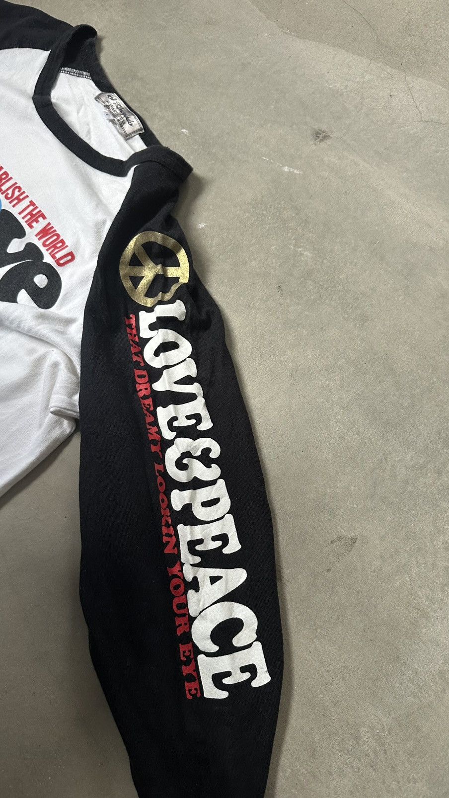 Japanese Brand VINTAGE ELMOJADA LOVE PEACE RAGLAN TEE Size US S / EU 44-46 / 1 - 4 Thumbnail