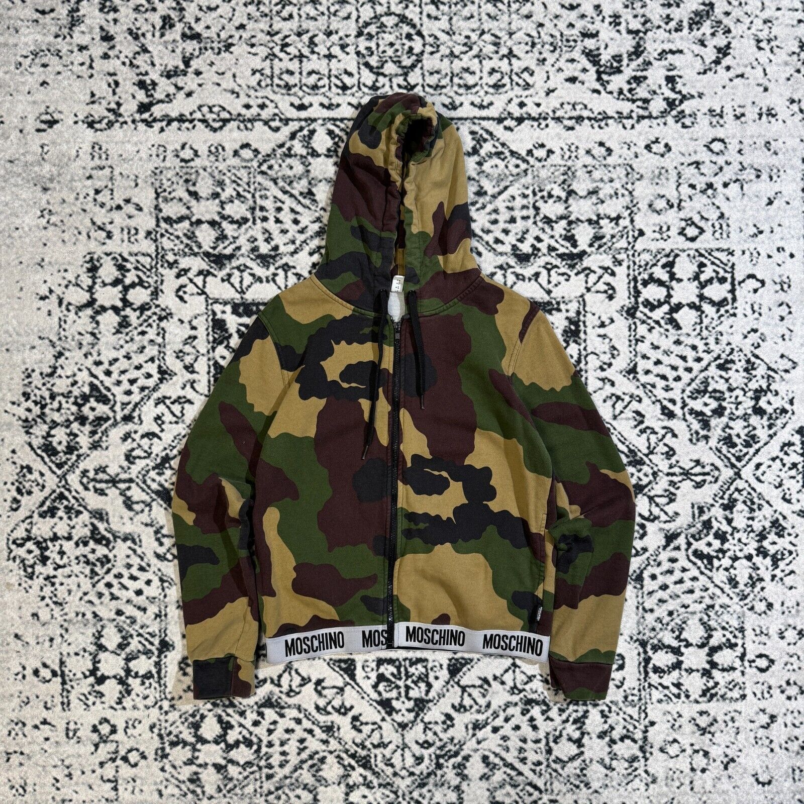 Moschino camo hoodie on sale