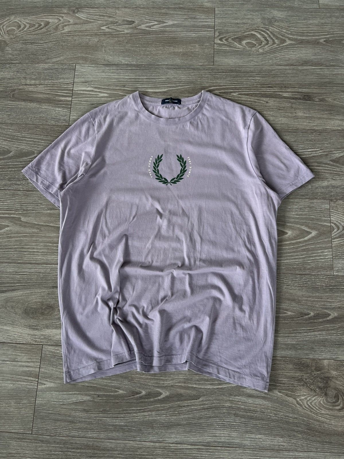 Fred Perry Rare Central Logo Fred Perry Casual Lilian Tee Size US XL / EU 56 / 4 - 18 Thumbnail