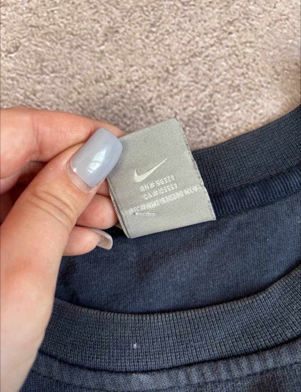 Nike × Vintage Vintage Nike Distressed y2k faded Sweatshirt Size US L / EU 52-54 / 3 - 8 Thumbnail