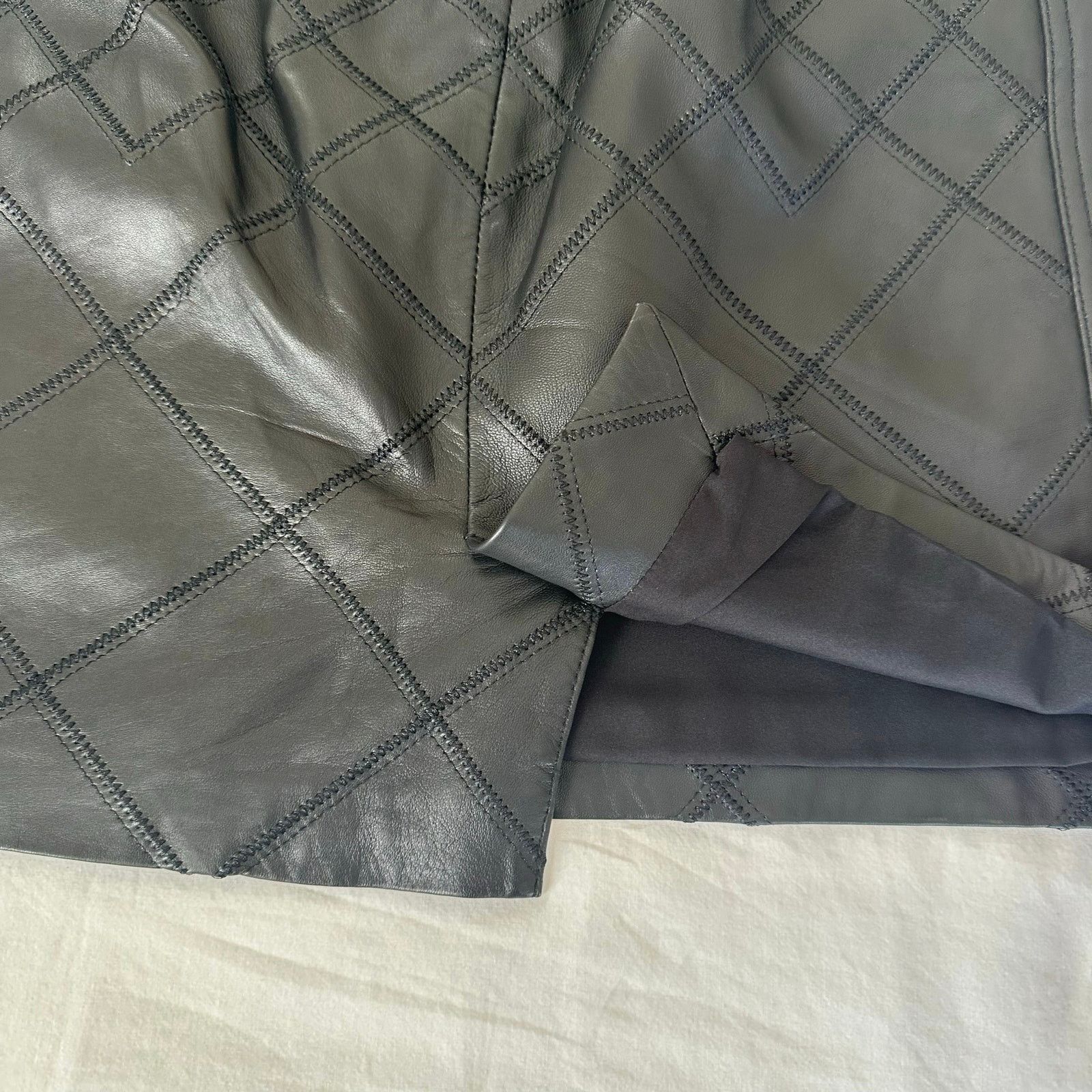 White House Black Market Black Leather Pencil Skirt White House Black Market US8 Size 30" / US 8 / IT 44 - 9 Thumbnail