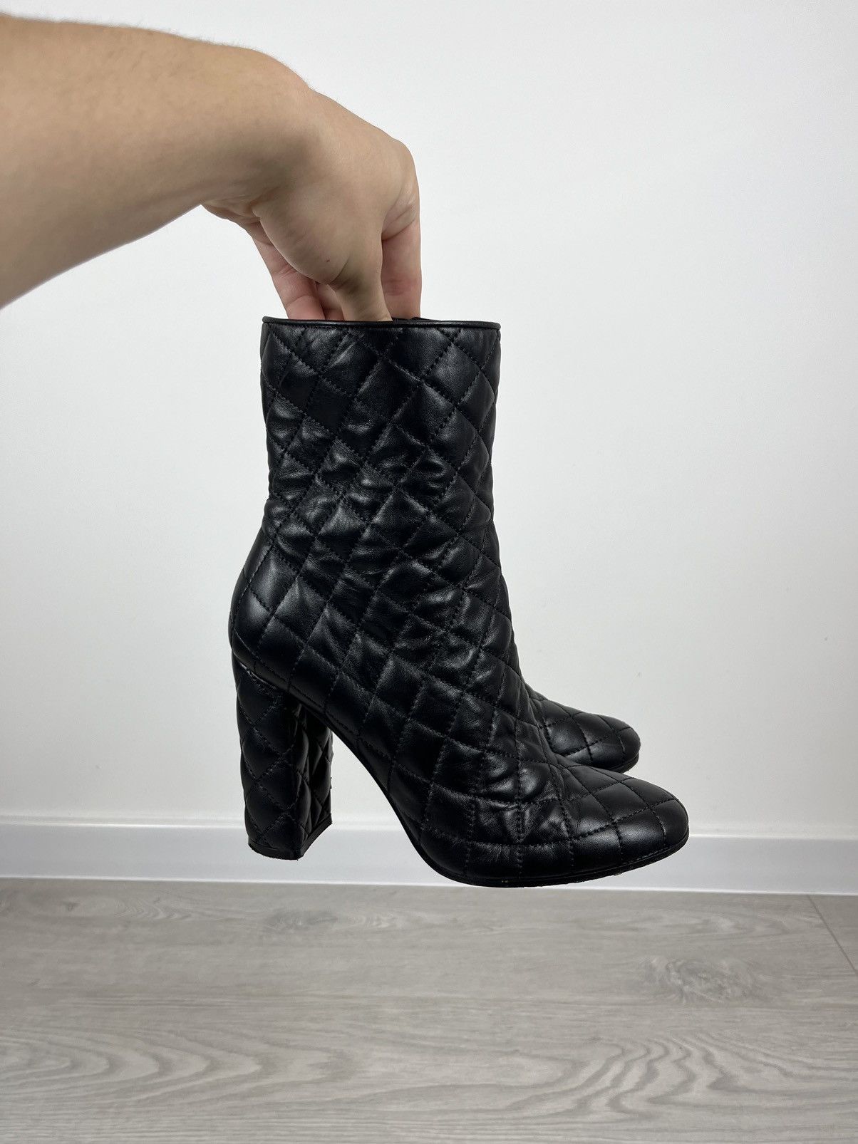 Gianvito Rossi Gianvito Rossi Black Leather Quilted Zip Heel Boots Size US 8 / IT 38 - 4 Thumbnail