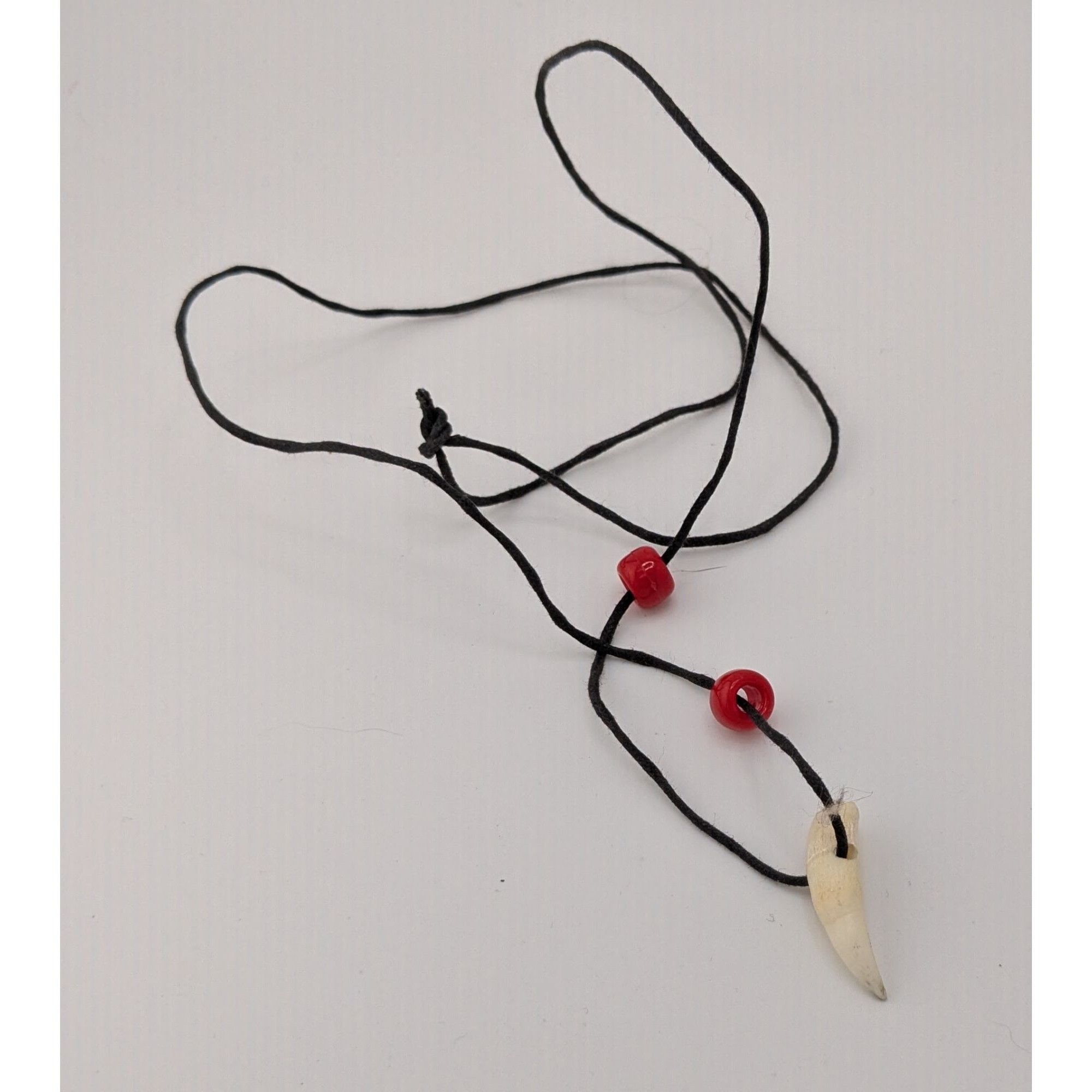 Handmade Handmade Tooth Pendant Necklace With Red Beads Size ONE SIZE - 7 Thumbnail