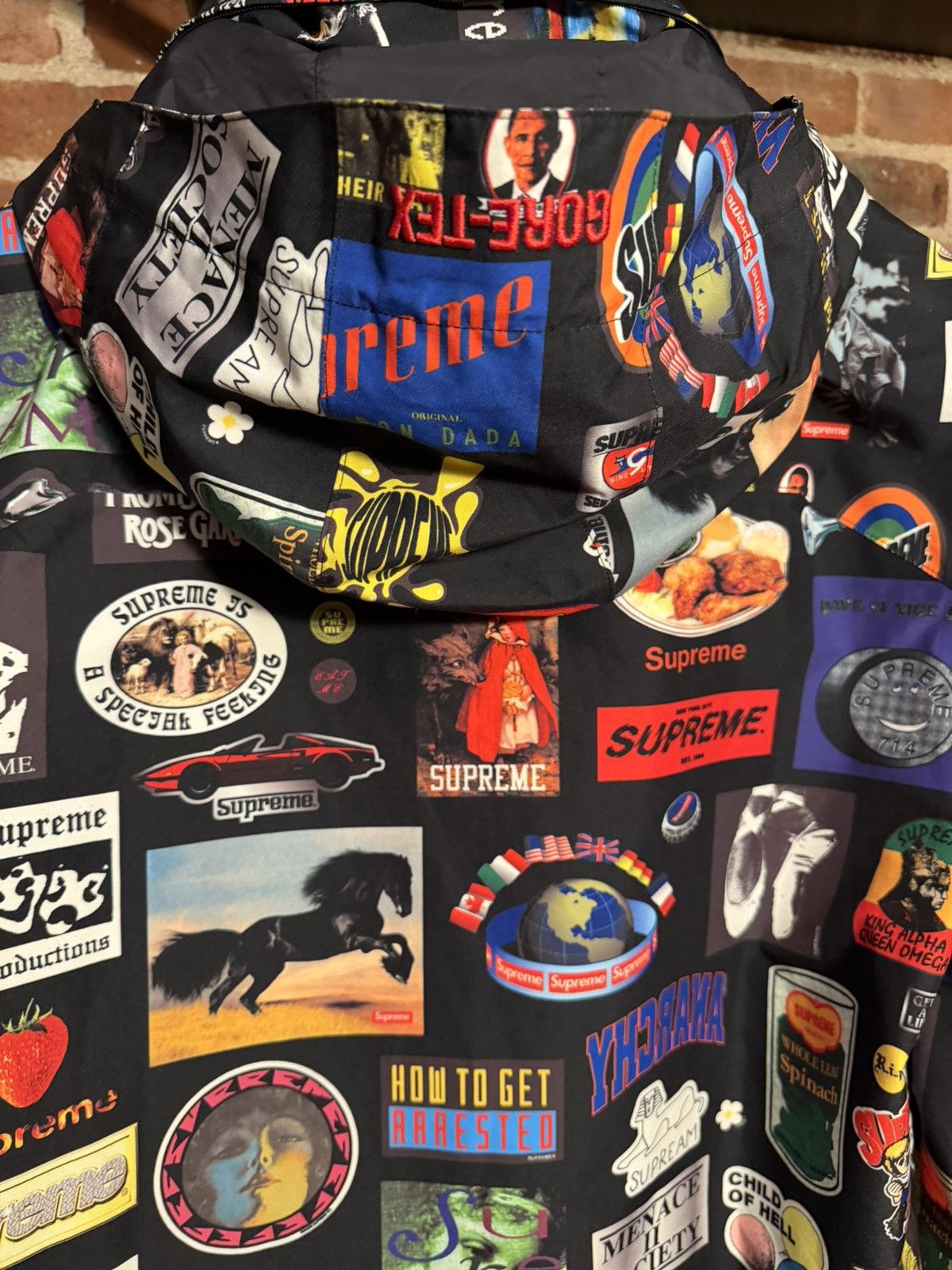 Supreme SS/21 GORE-TEX Stickers Shell Jacket Size US M / EU 48-50 / 2 - 6 Thumbnail