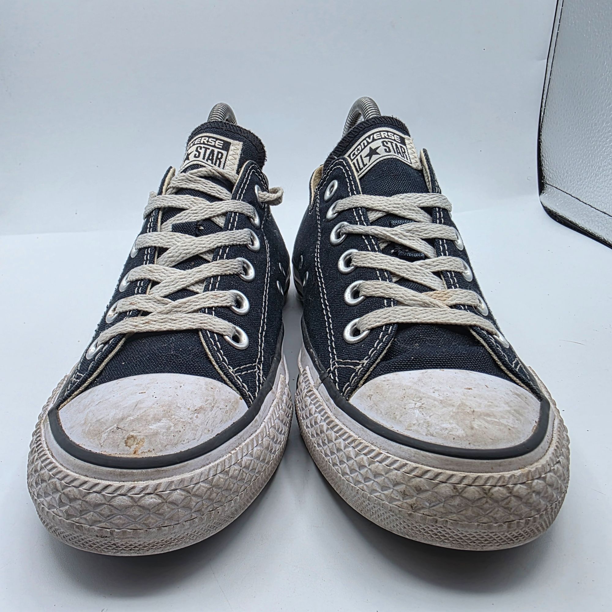 Converse Converse Chuck Taylor All Star Womens Size 8 Black Low Top S Size US 8 / IT 38 - 2 Thumbnail