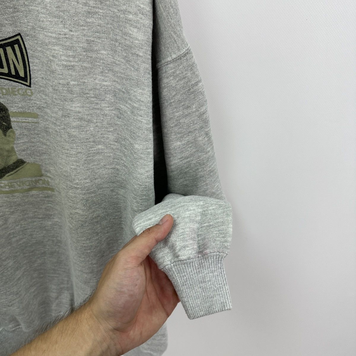 Chevignon Vintage 90s Chevignon Cleveland SanDiego original sweatshirt Size US XL / EU 56 / 4 - 5 Thumbnail