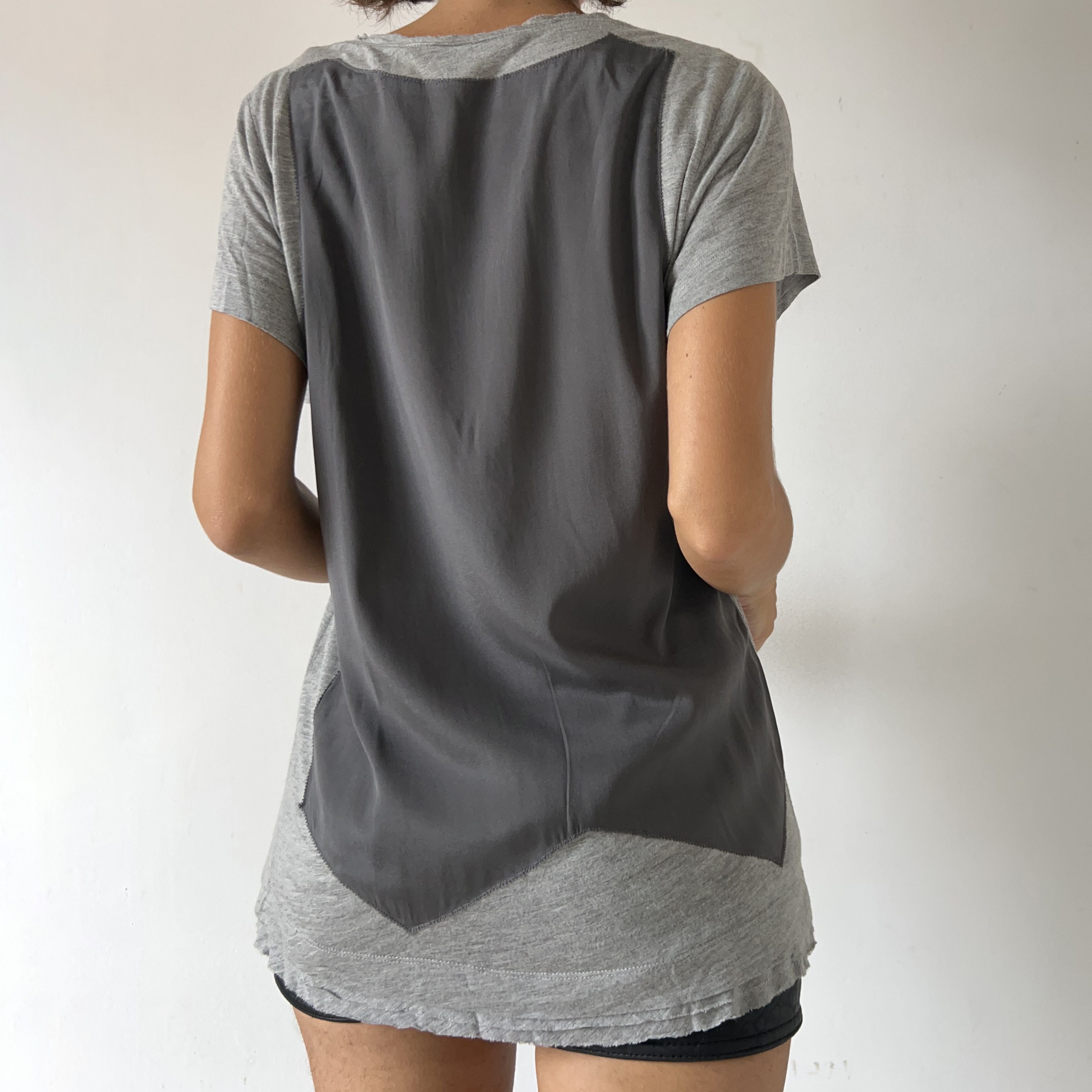 Diane von Furstenberg Vintage Diane Von Furstenberg T-shirt Size L / US 10 / IT 46 - 2 Thumbnail