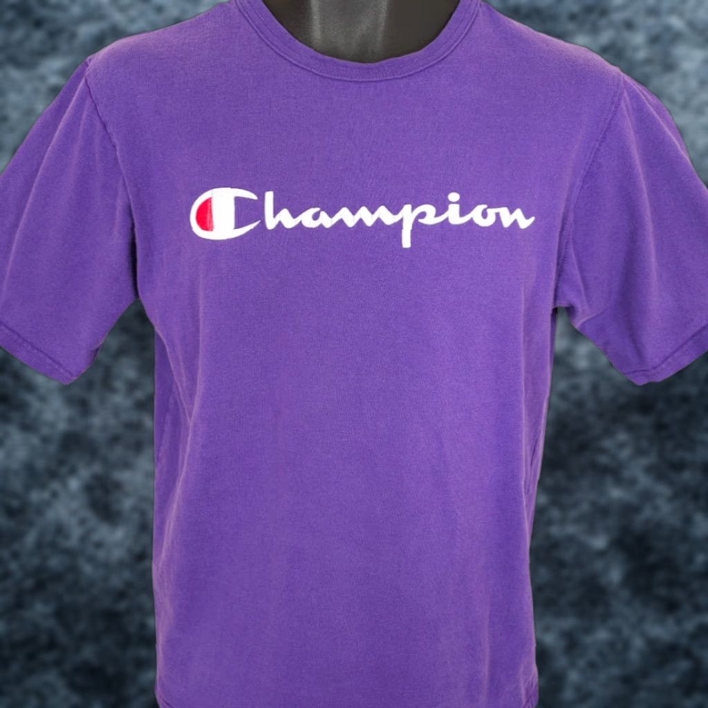 Champion VINTAGE Champion Brand T Shirt Mens Size Medium Purple Y2K Spell Out Shirt Mens Purple Y2K Champion Brand Size US M / EU 48-50 / 2 - 1 Thumbnail