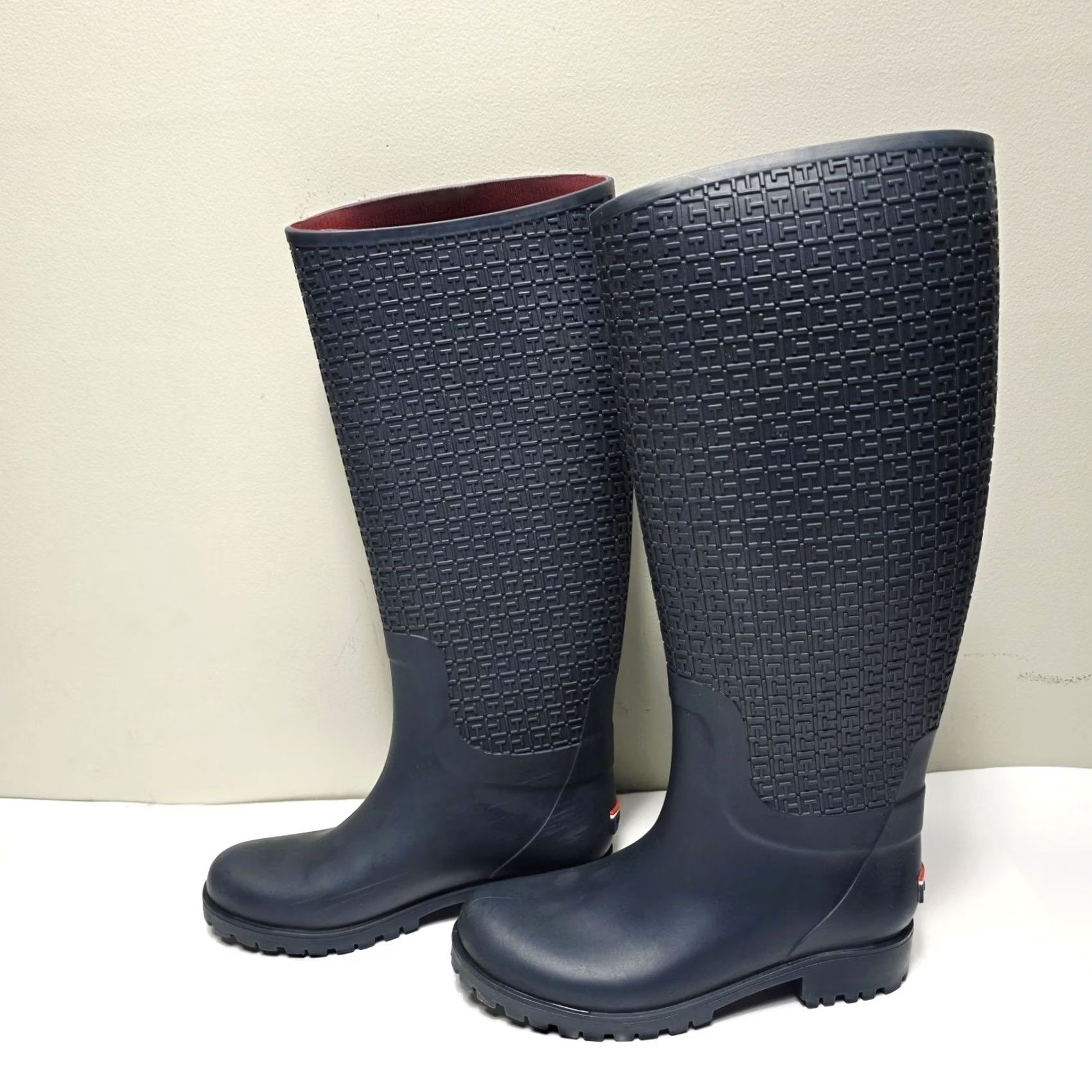 Tommy Hilfiger Womens Tommy Hilfiger Raindrop Navy Blue Tall Casual Rain Boots Size 7 Women Short Code: NI Size US 7 / IT 37 - 3 Thumbnail
