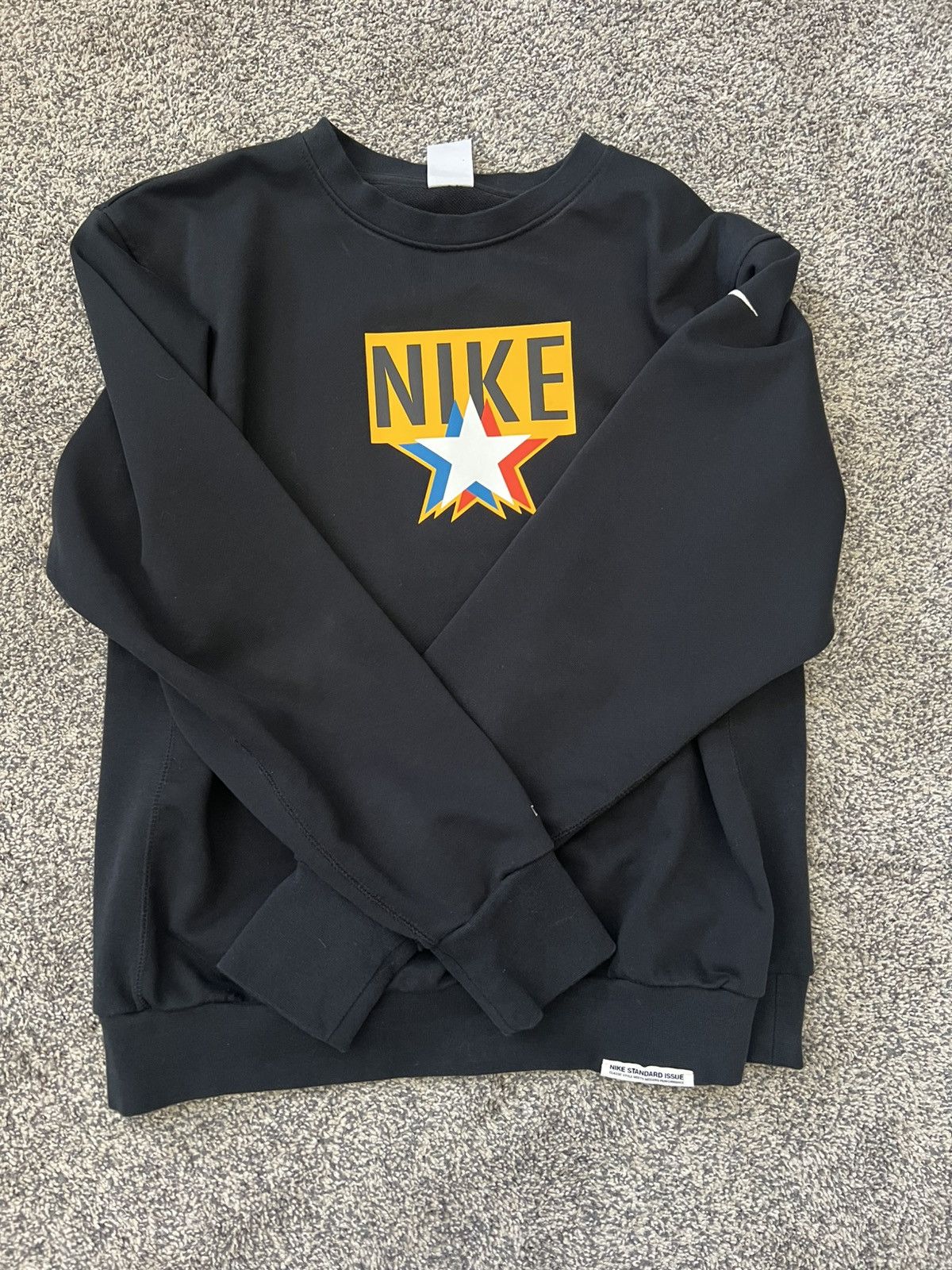 Nike Nike Medium Black Star Crewneck Size US M / EU 48-50 / 2 - 1 Thumbnail