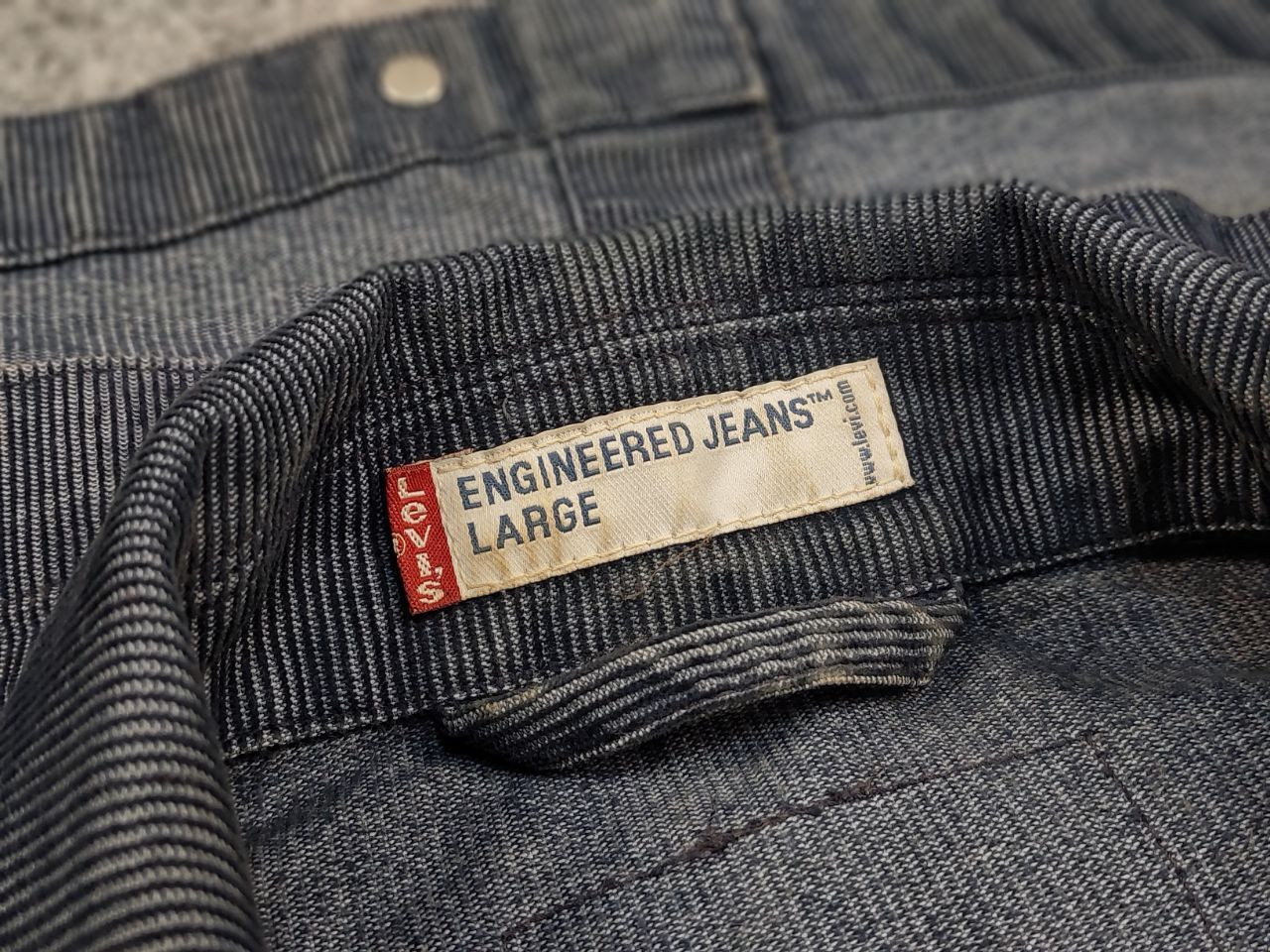 Levi's Vintage 90's levis Engineered Dark Blue Corduroy Jacket Size US L / EU 52-54 / 3 - 8 Thumbnail