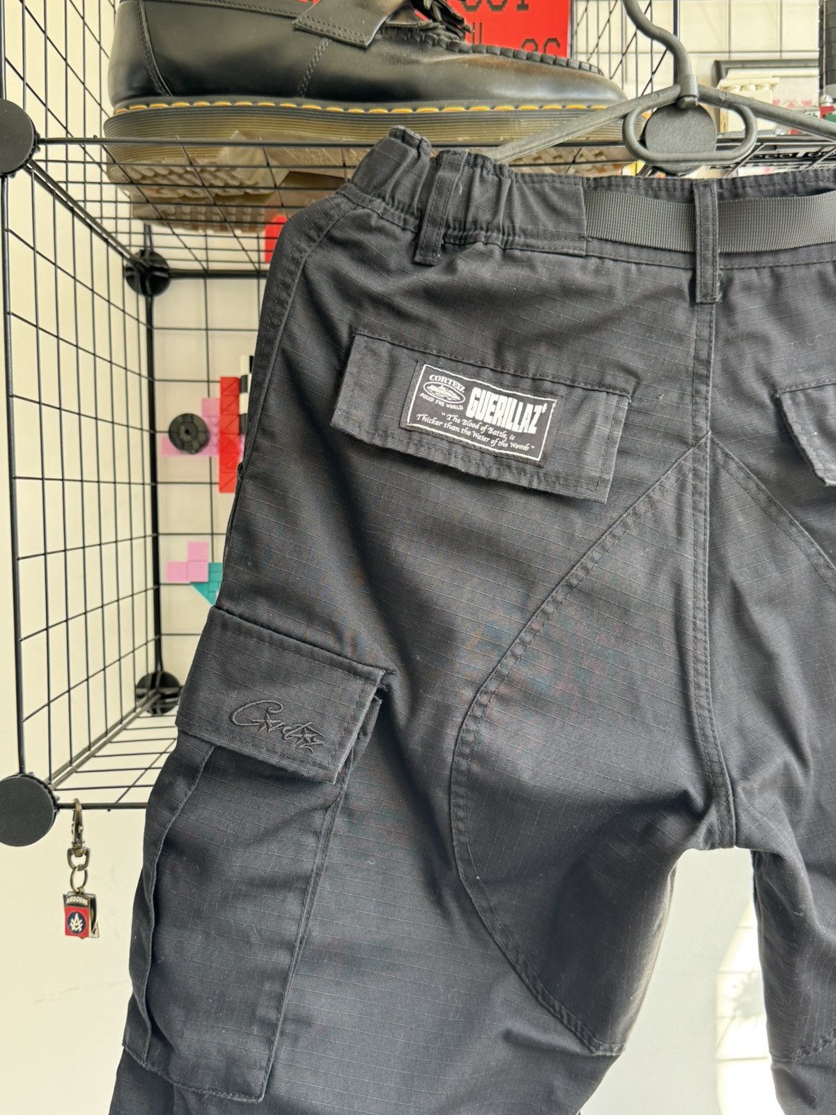 Corteiz Corteiz Cargo Big Logo Black Pants Size US 30 / EU 46 - 5 Thumbnail