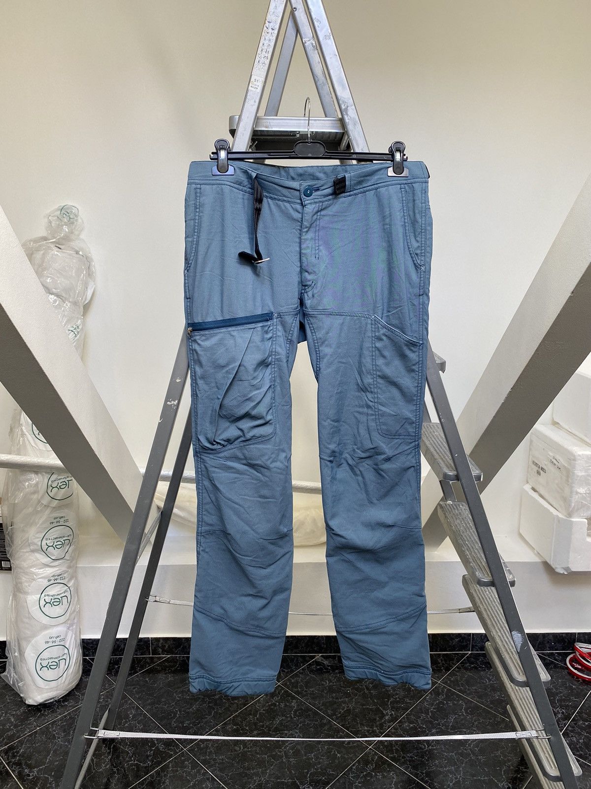 image of Houdini Men’S Stretch Nylon Pants in Blue, Men's (Size 36)