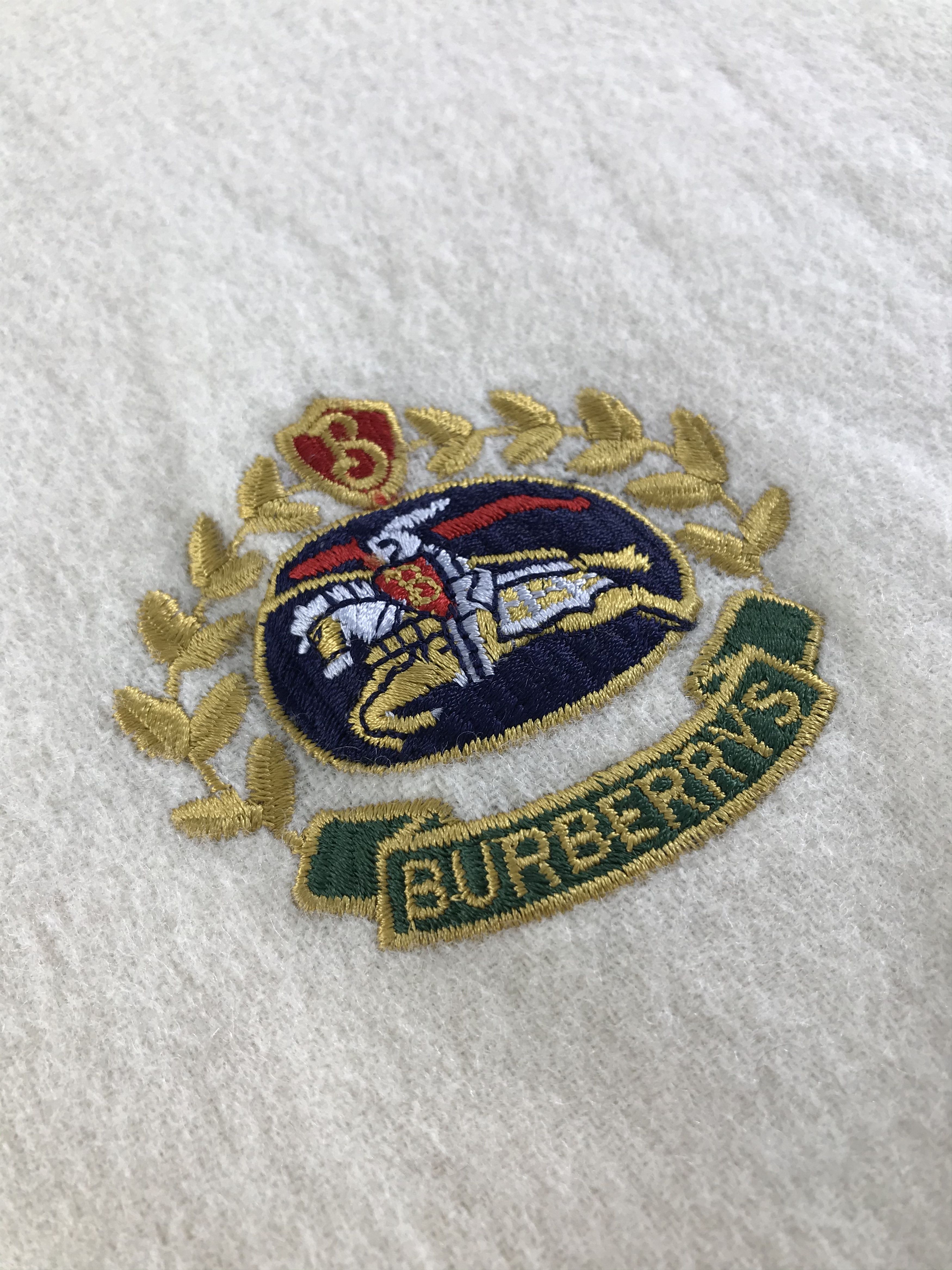 Burberry Vintage Burberry Scarf/Muffler/Neckwear MF901 Size ONE SIZE - 4 Thumbnail