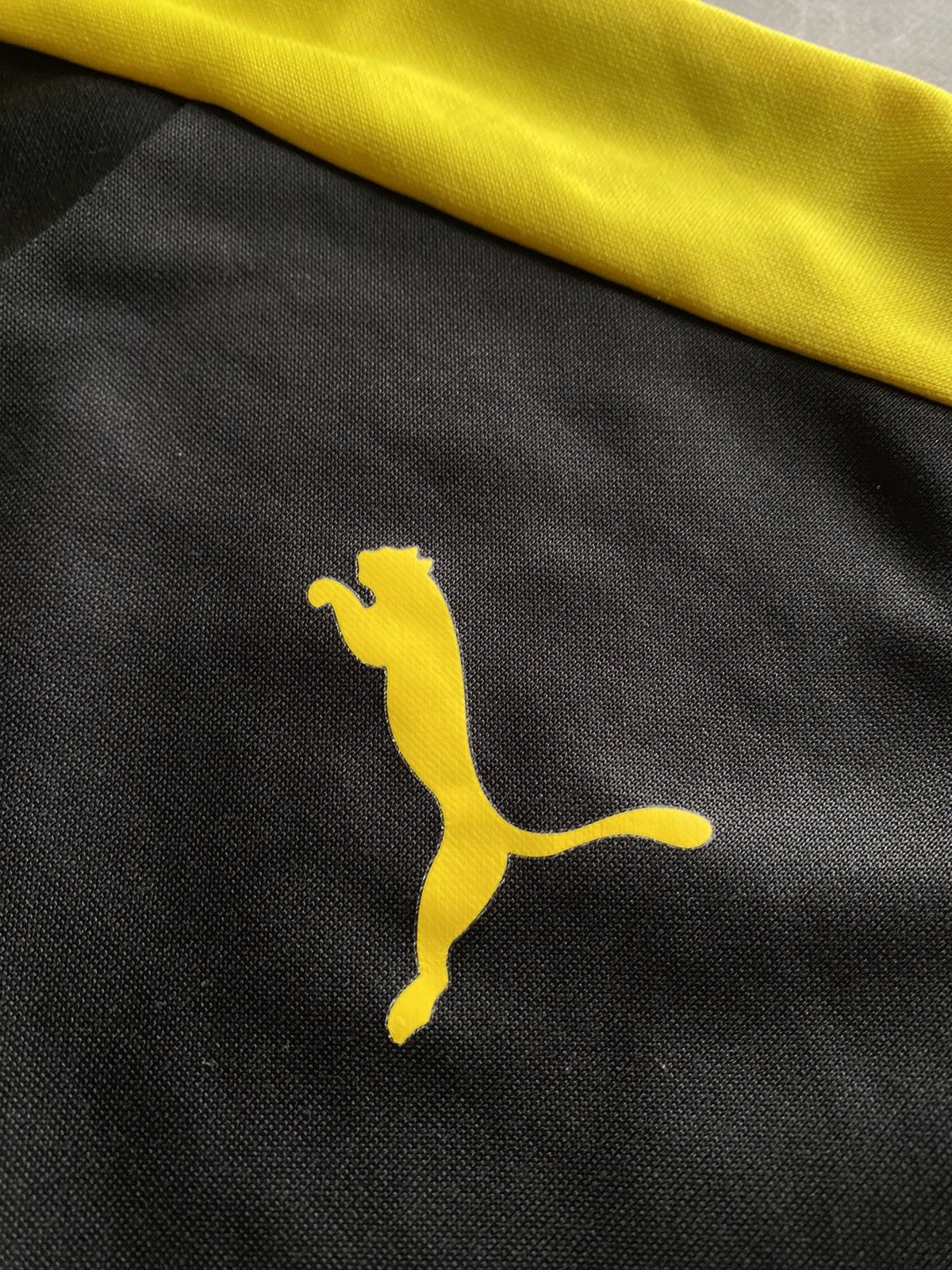 Puma Puma BVB Borussia Dortmund Soccer Training Top Sweatshirt Size US XS / EU 42 / 0 - 6 Thumbnail