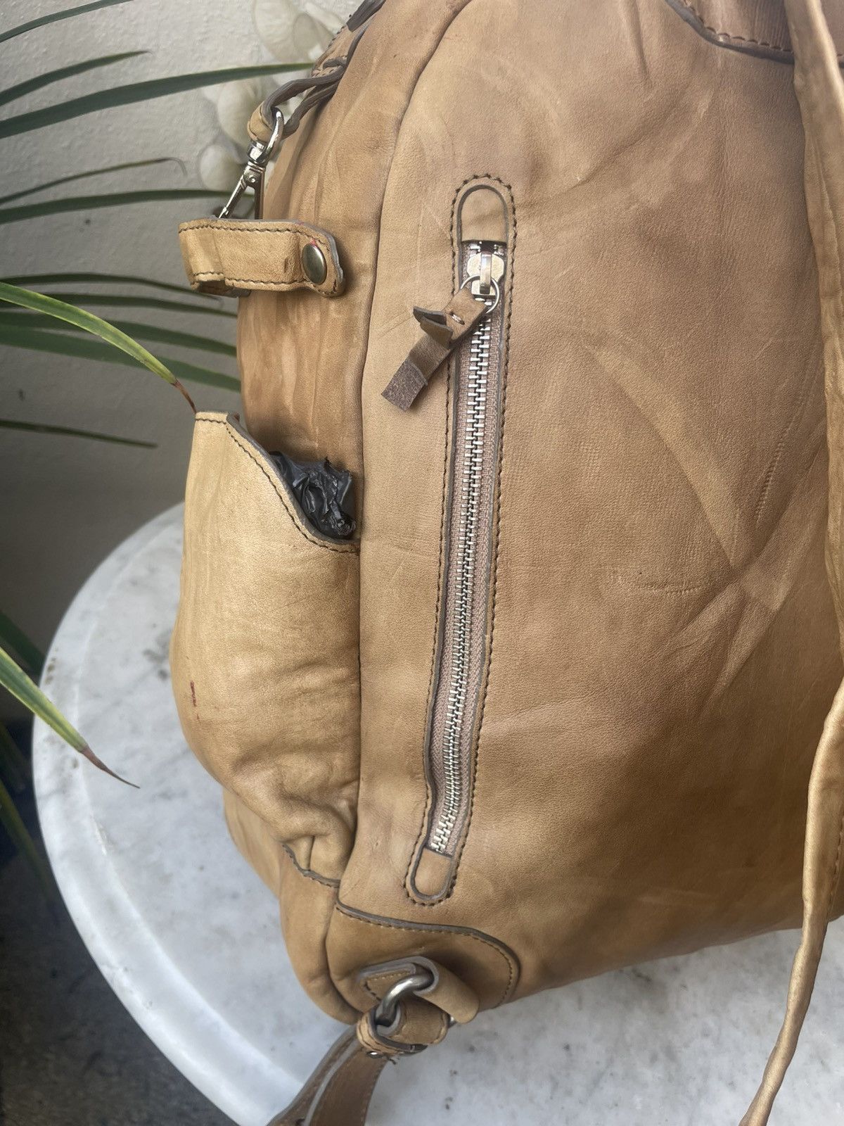 Leather Authentic Italian designer Leather Backpack Size ONE SIZE - 7 Thumbnail