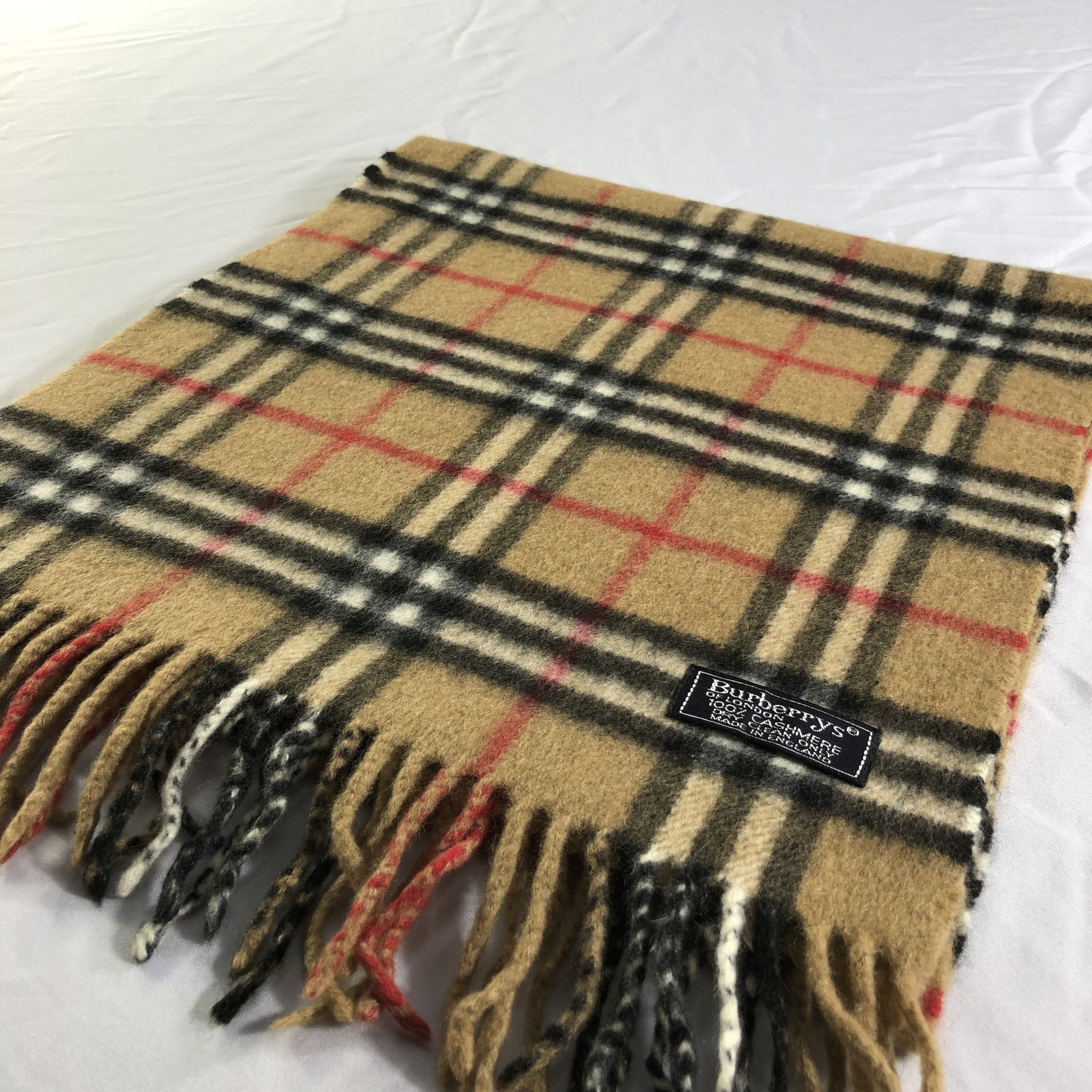 Burberry Burberrys Tan Nova Check Cashmere Scarf Muffler V2258 Size ONE SIZE - 4 Thumbnail