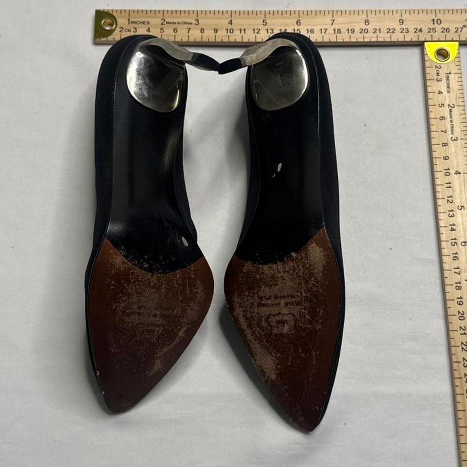 Stuart Weitzman Stuart Weitzman black suede heels unique crystal heel size 9 Size US 9 / IT 39 - 5 Thumbnail