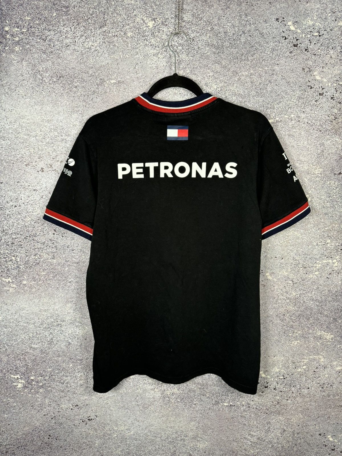 Mercedes-Benz Mercedes-Benz AMG F1 Petronas Team 2022 Formula 1 Jersey Size US M / EU 48-50 / 2 - 11 Thumbnail