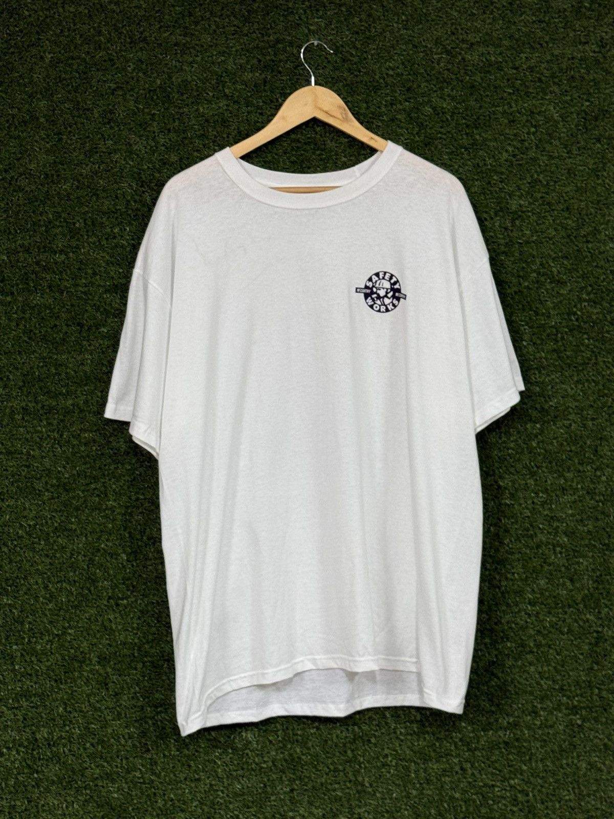 Vintage Vintage Mccarthy Union Saftey Construction Work Wear T Shirt Size US XL / EU 56 / 4 - 2 Thumbnail