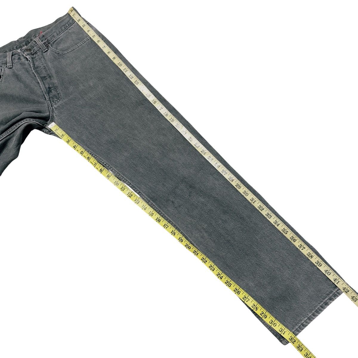Levi's Vintage 90s Levis 501 Grey Charcoal Jeans Helmut Lang Size US 32 / EU 48 - 13 Thumbnail
