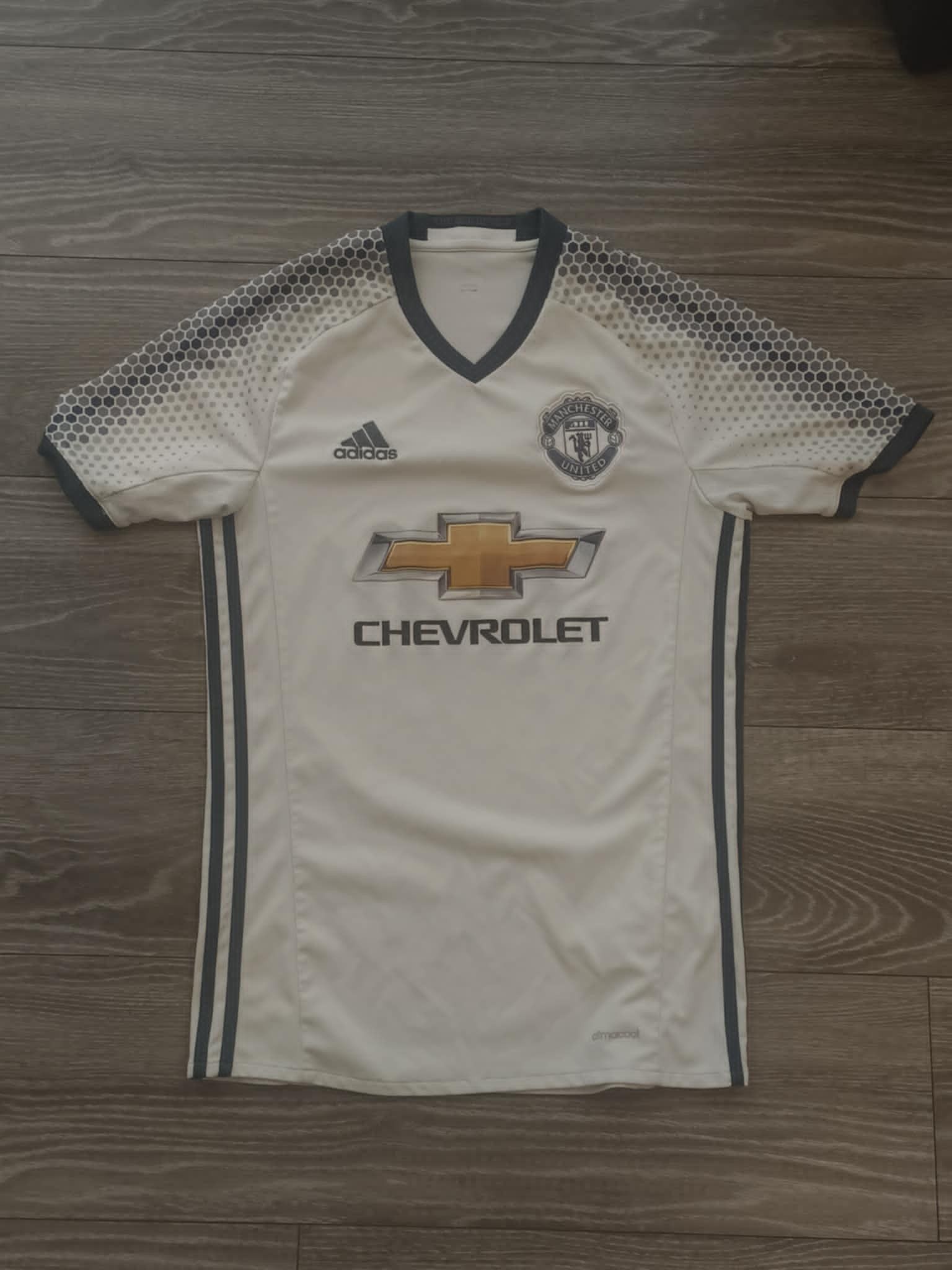 Adidas Manchester United 2016/17 Third Jersey Size US S / EU 44-46 / 1 - 1 Thumbnail