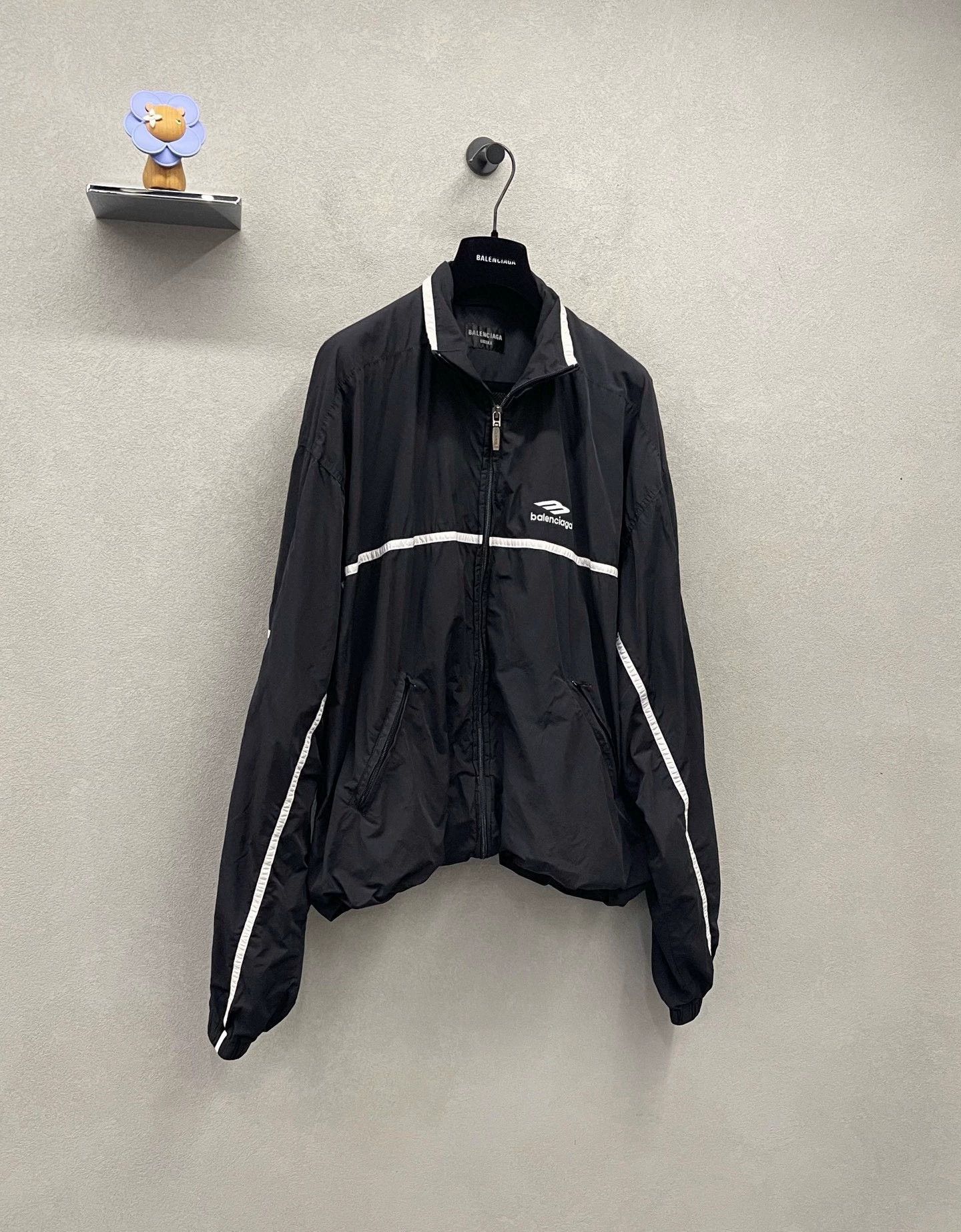 Balenciaga balenciaga black lightweight jacket size s Size US S / EU 44-46 / 1 - 3 Thumbnail