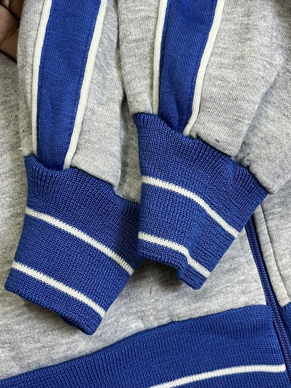 Nike RARE🔥VINTAGE 90s NIKE BLUE TAG ZIPPER HOODIES Size US L / EU 52-54 / 3 - 5 Thumbnail
