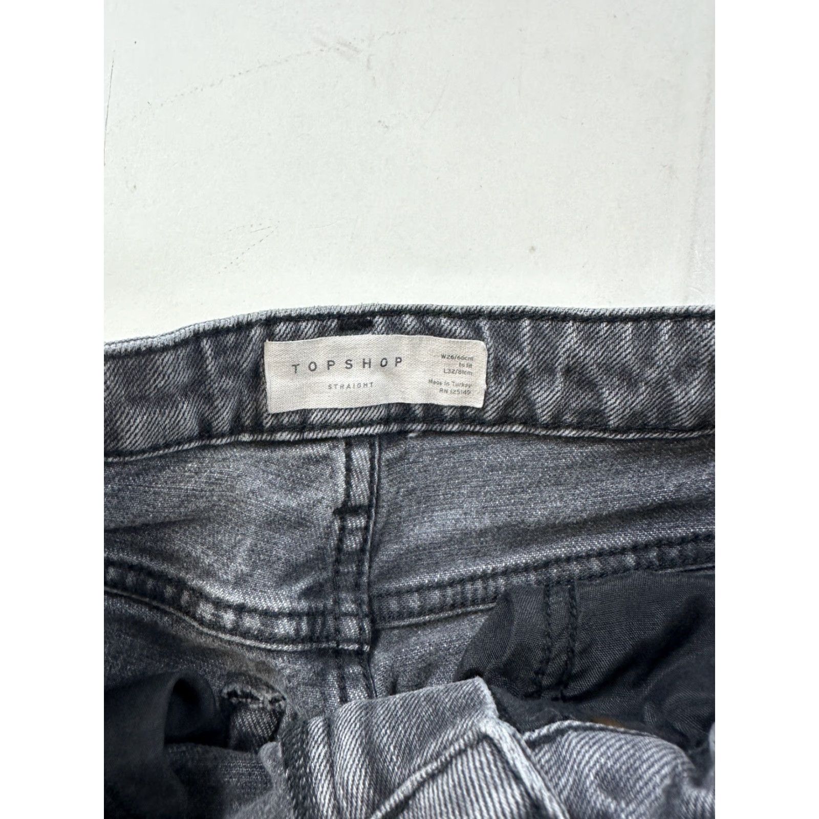 Topshop Topshop Jeans Women’s Regular 26 Black Skinny Inseam 25 Slimming Stretch Womens Size 26" / US 2 / IT 38 - 4 Thumbnail