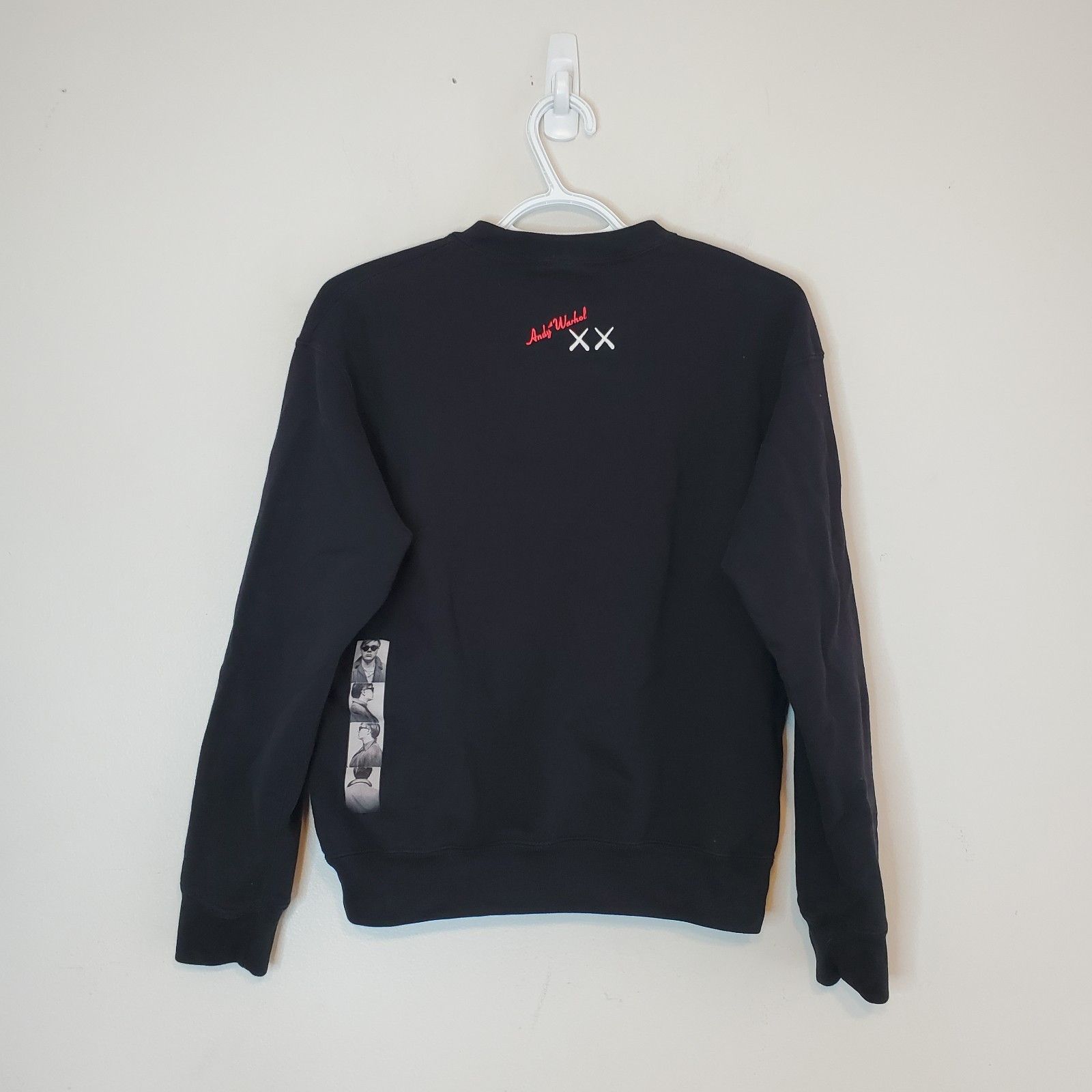 Kaws Uniqlo x Kaws X Warhol Crewneck Sweater Black Size XXS Size US XXS / EU 40 - 2 Thumbnail