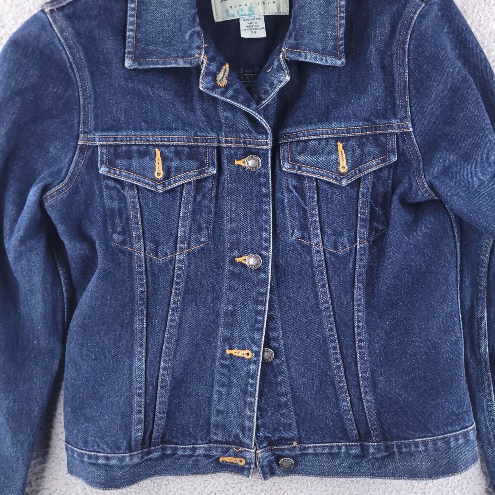 Eddie Bauer Eddie Bauer Jacket Womens XS Blue Denim Bomber Oversized Cotton Jeans Vintage: No Womens XS Blue Denim Bomber Jacket Oversized Eddie Bauer Size 26" / US 2 / IT 38 - 2 Thumbnail
