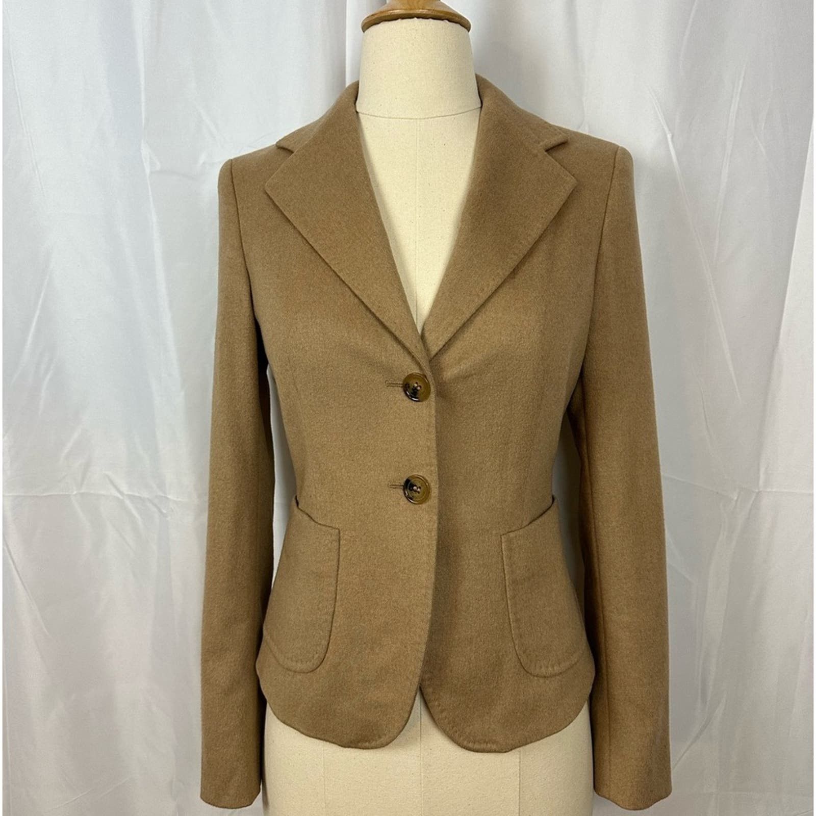 image of Vintage Max Mara 100% Camel Hair Blazer/jacket Size 2 in Tan, Women's