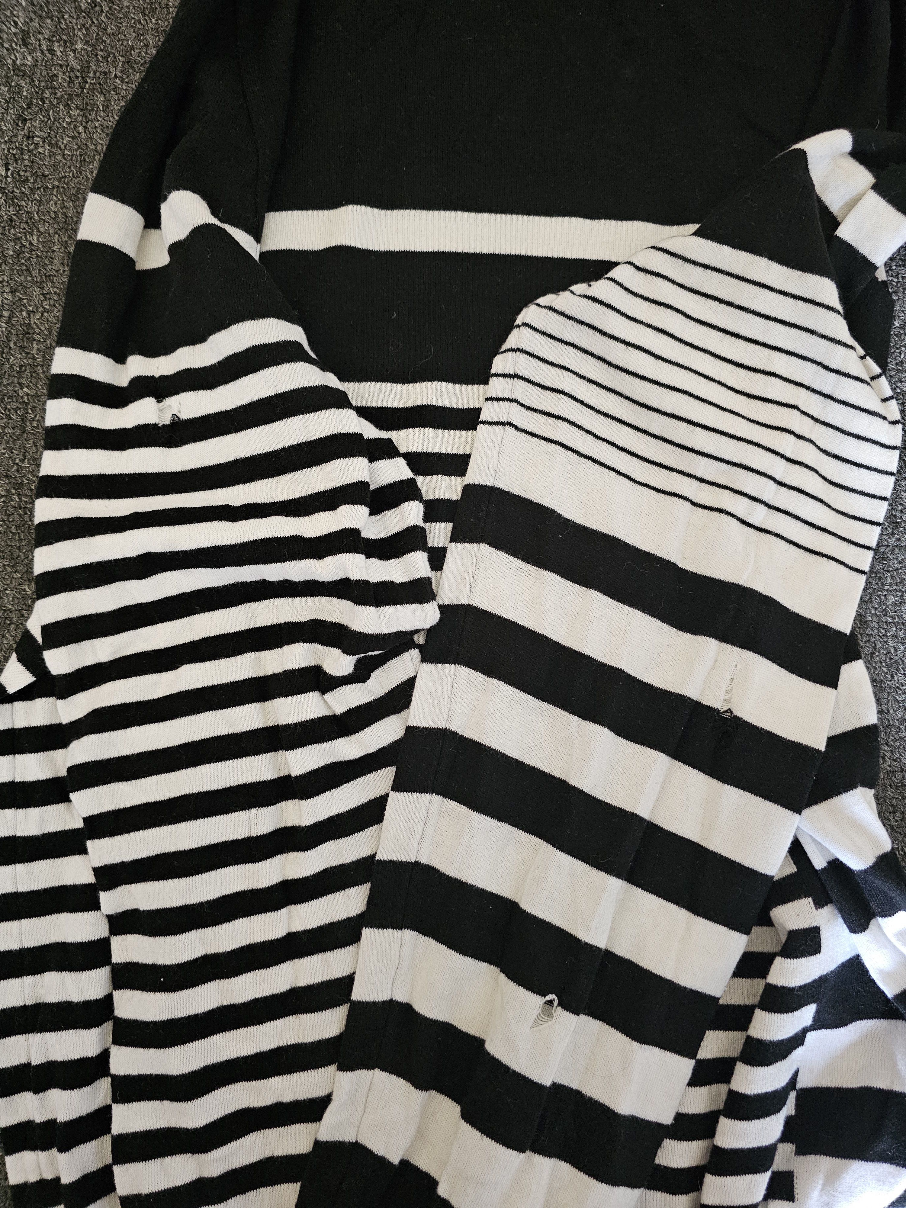 Balmain Balmain Men's Distressed Striped Patchwork Sweater Size L Size US L / EU 52-54 / 3 - 4 Thumbnail