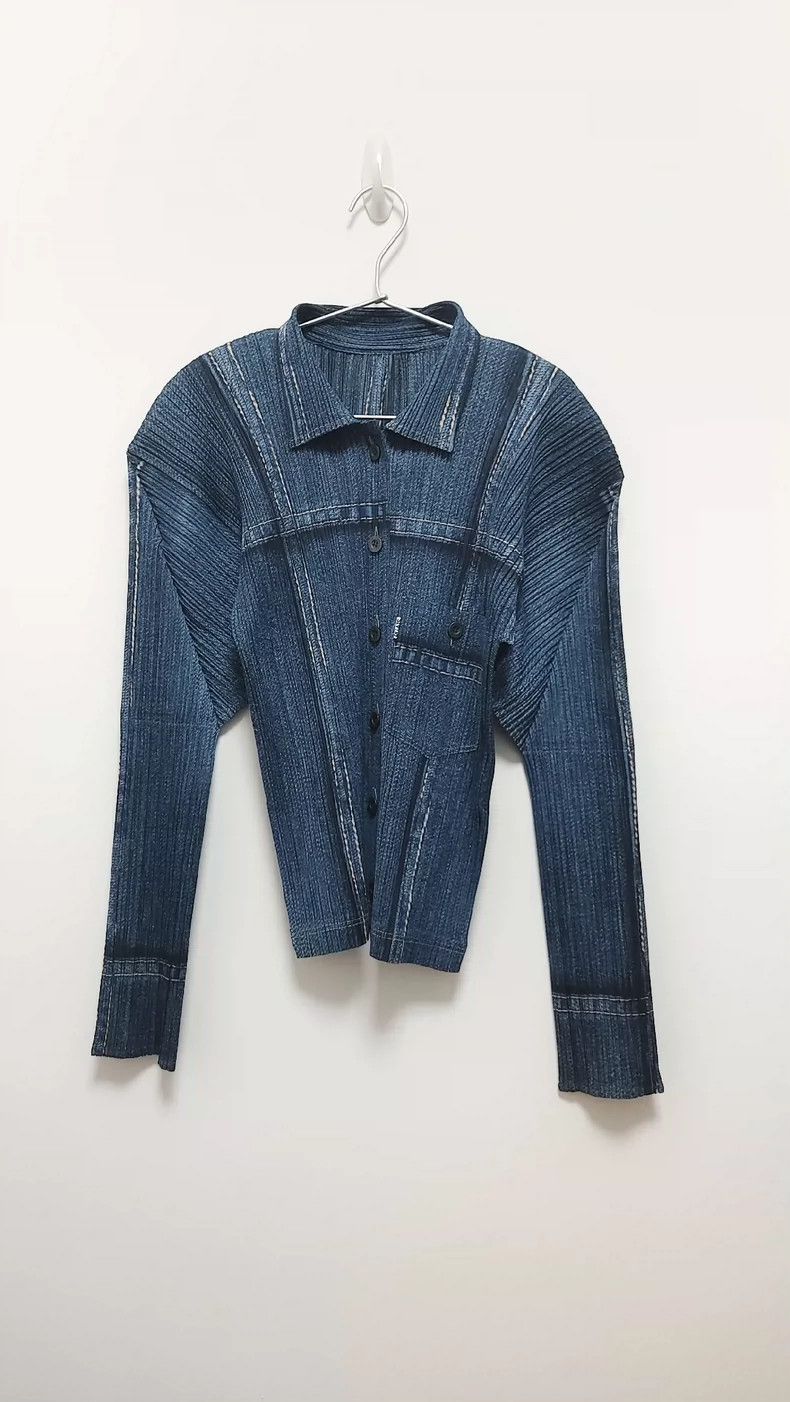 Issey Miyake Issey Miyake size:3 Blue vintage right-shoulder denim jack Size M / US 6-8 / IT 42-44 - 4 Thumbnail