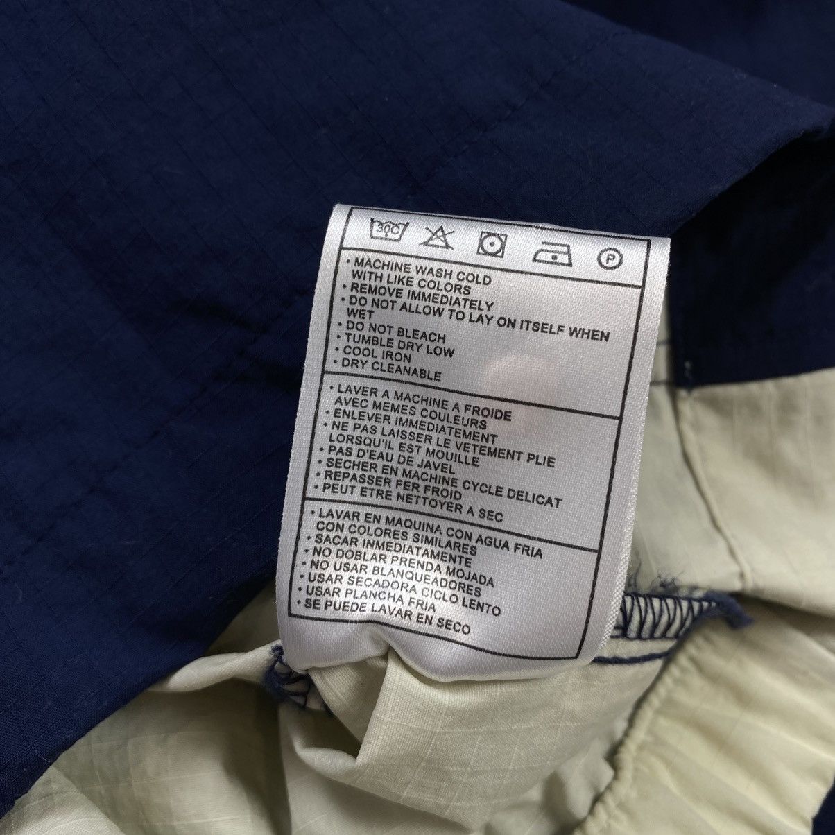 Nike × Vintage Vintage Nike Jacket Swoosh Logo 00s Drill Y2K Size L Size US L / EU 52-54 / 3 - 13 Thumbnail