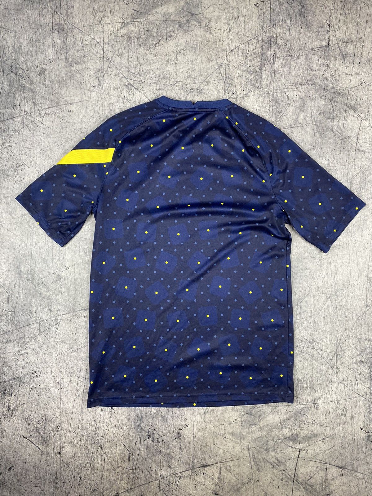 Under Armour Nike Tottenham FC Soccer Jersey Tee Size US M / EU 48-50 / 2 - 8 Thumbnail