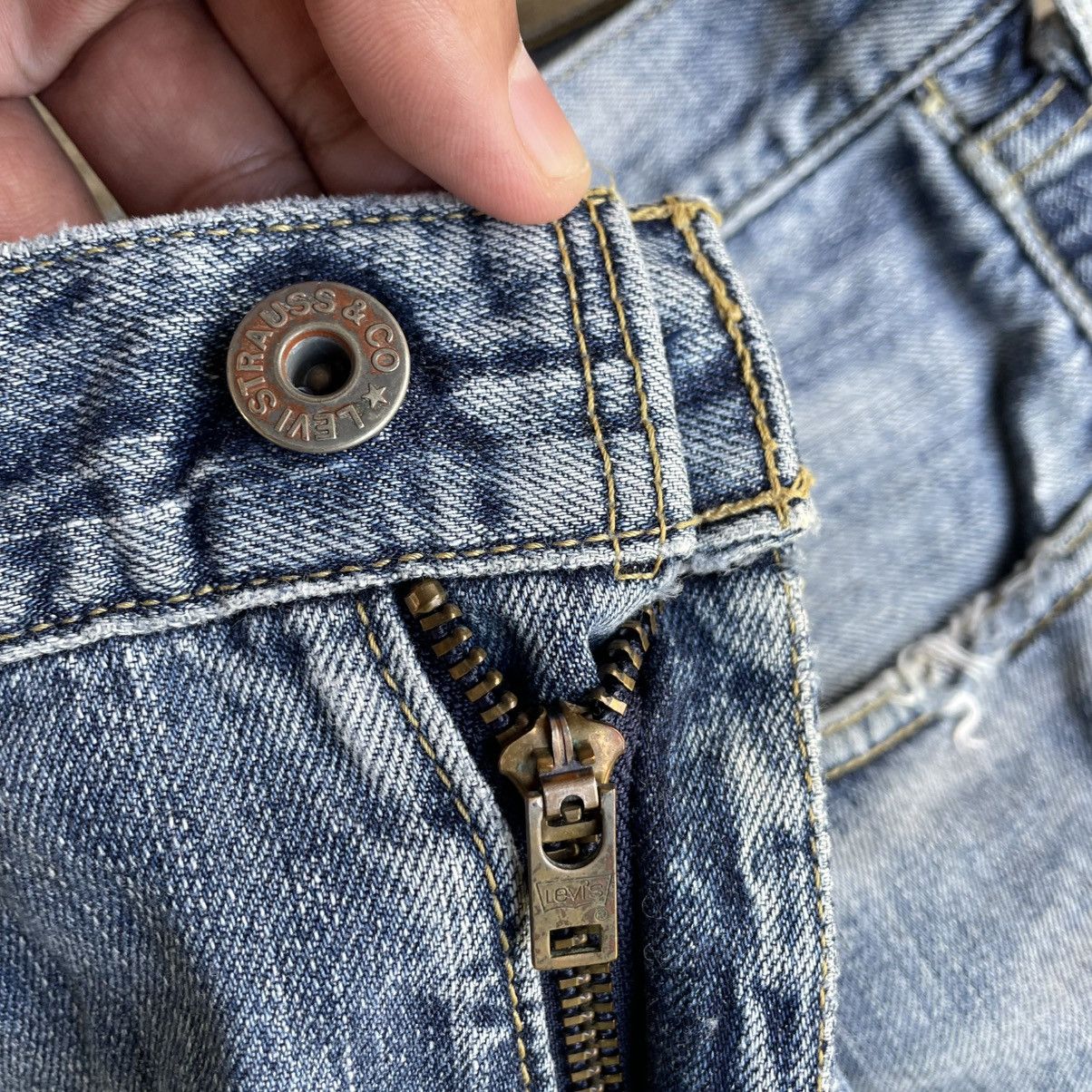 Levi's Vintage Clothing 🔥Vintage Levis 502 Stoned Washed Ripped Distress Denim Jeans Size US 32 / EU 48 - 11 Thumbnail