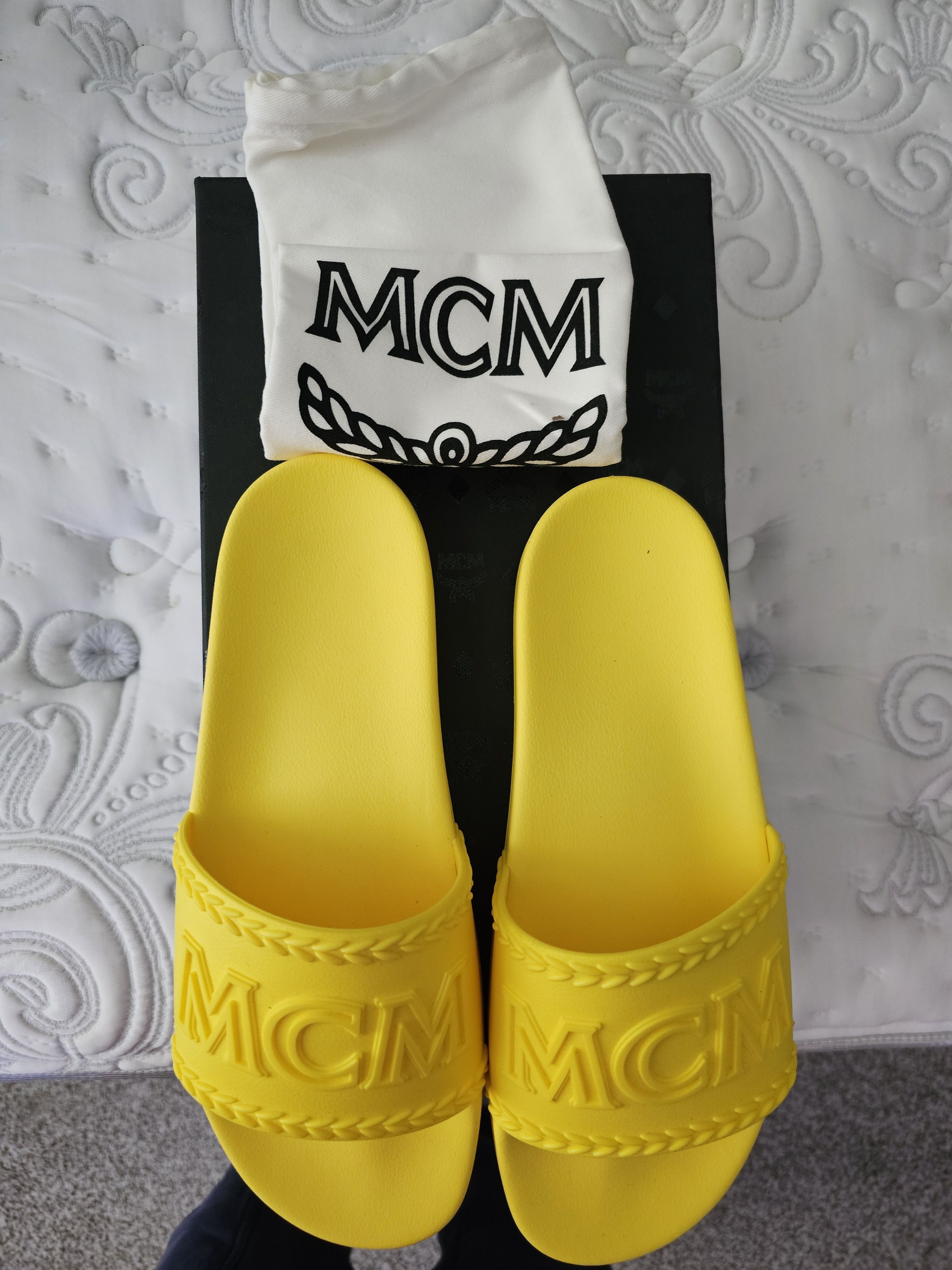 MCM MCM yellow slides Size US 7.5 / IT 37.5 - 1 Thumbnail