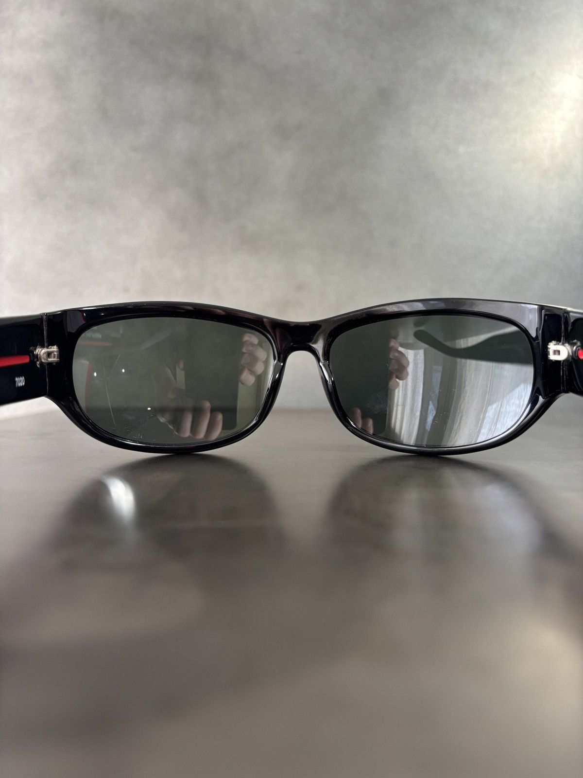 Tommy Hilfiger 1990s Vintage Tommy Hilfiger Sunglasses Sport 1997 1998 Y2K Size ONE SIZE - 10 Thumbnail