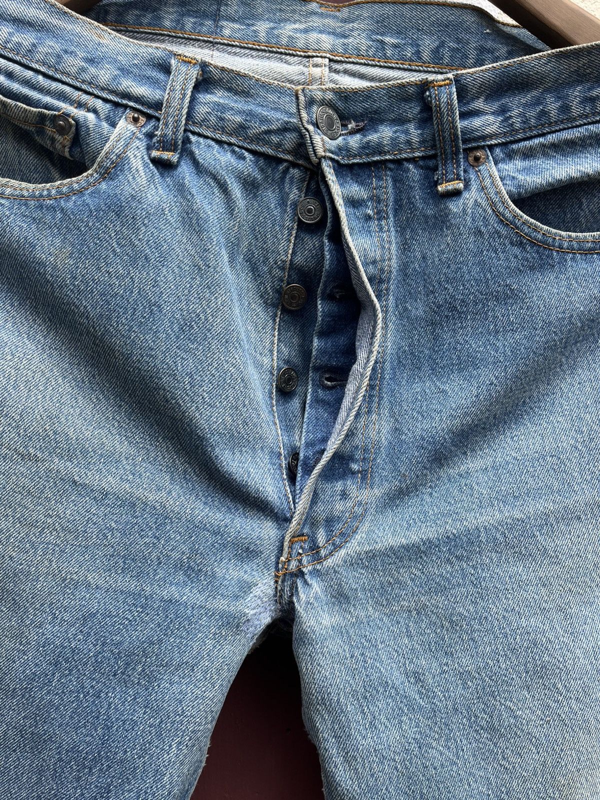 Vintage Thrashed Faded 80s’ Levi’s 501 Size US 33 - 2 Thumbnail