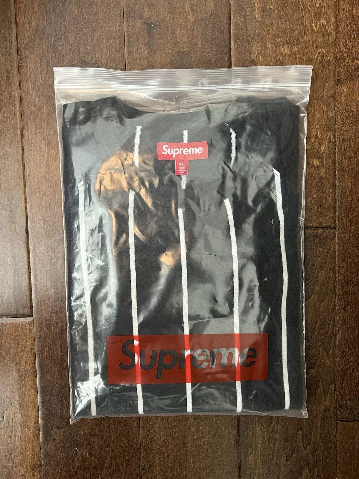 Supreme Supreme FW24 Stripe Raglan Longsleeve Top Black Size XXL New Size US XXL / EU 58 / 5 - 1 Thumbnail