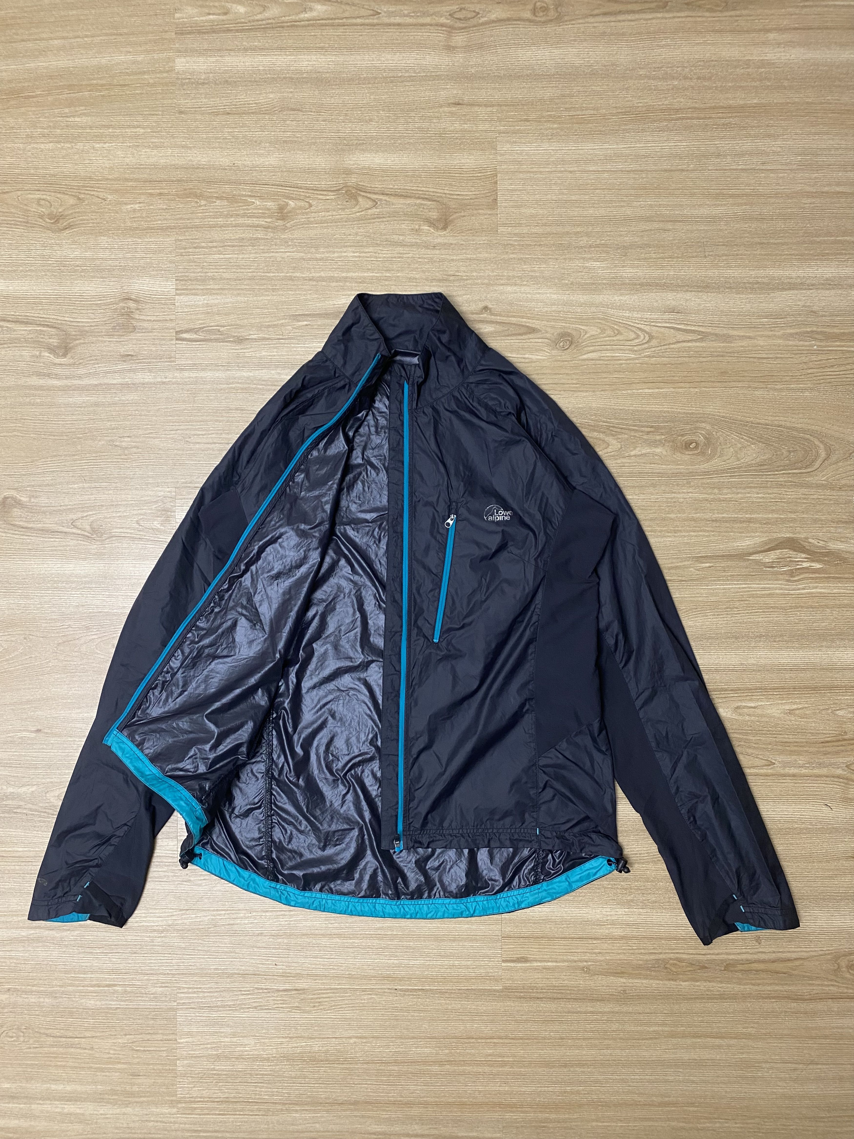 Other Outdoor Pocketable Light Jacket Second Branded LOWE ALPINE Size US L / EU 52-54 / 3 - 2 Thumbnail