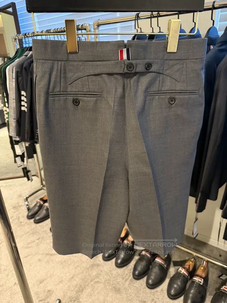 Thom Browne Thom Browne Shorts Size US 26 / EU 42 - 2 Thumbnail