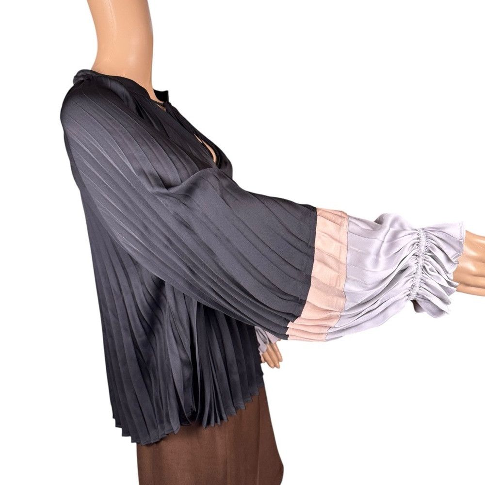 Bcbgmaxazria BCBGMaxAzria Pleated Colorblock Long Sleeve Blouse Size L Size L / US 10 / IT 46 - 5 Thumbnail