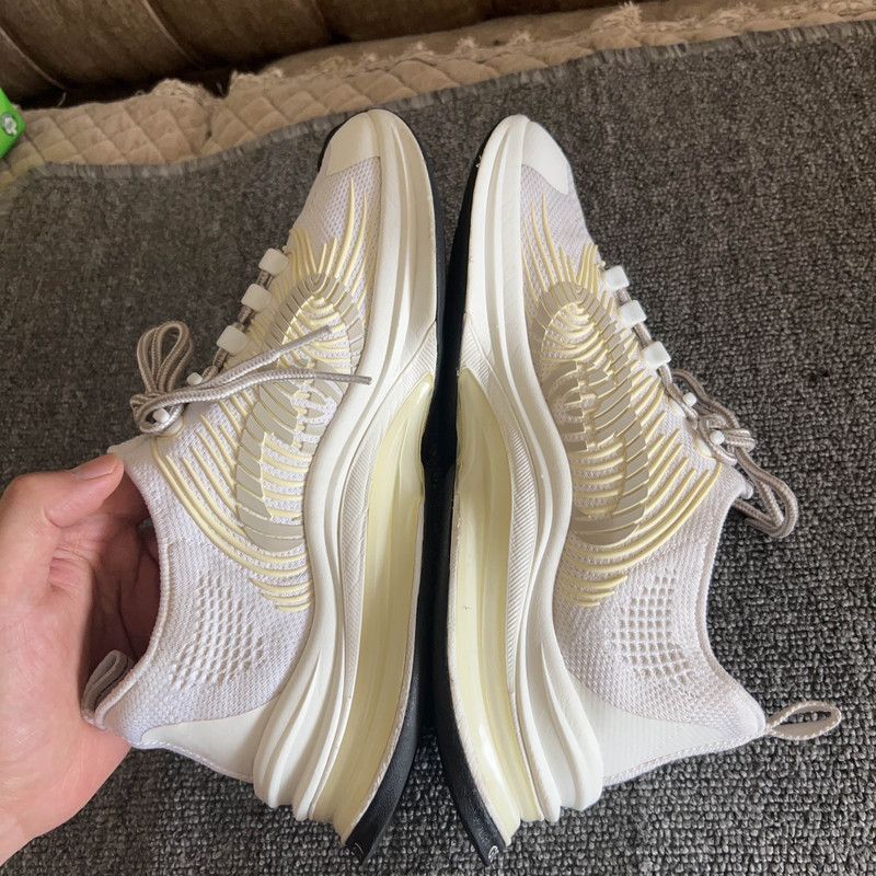 Gucci Gucci Casual Lace-Up Low-Top Sneakers for Men - Size US 9 / EU 42 - 7 Thumbnail
