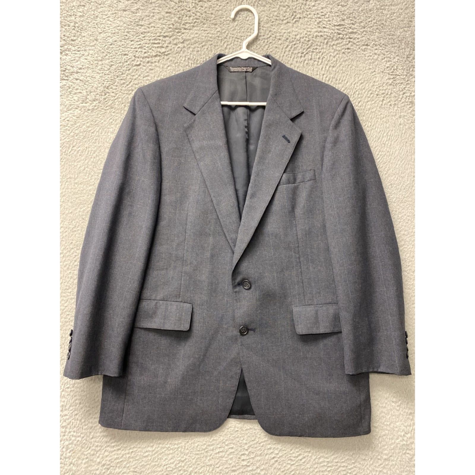 Brooks VINTAGE Christian Brooks Men's Suit Jacket 42 Regular Plaid Gray Brown 2-Piece Blazer for Business Casual Wedding Size 42R - 5 Thumbnail
