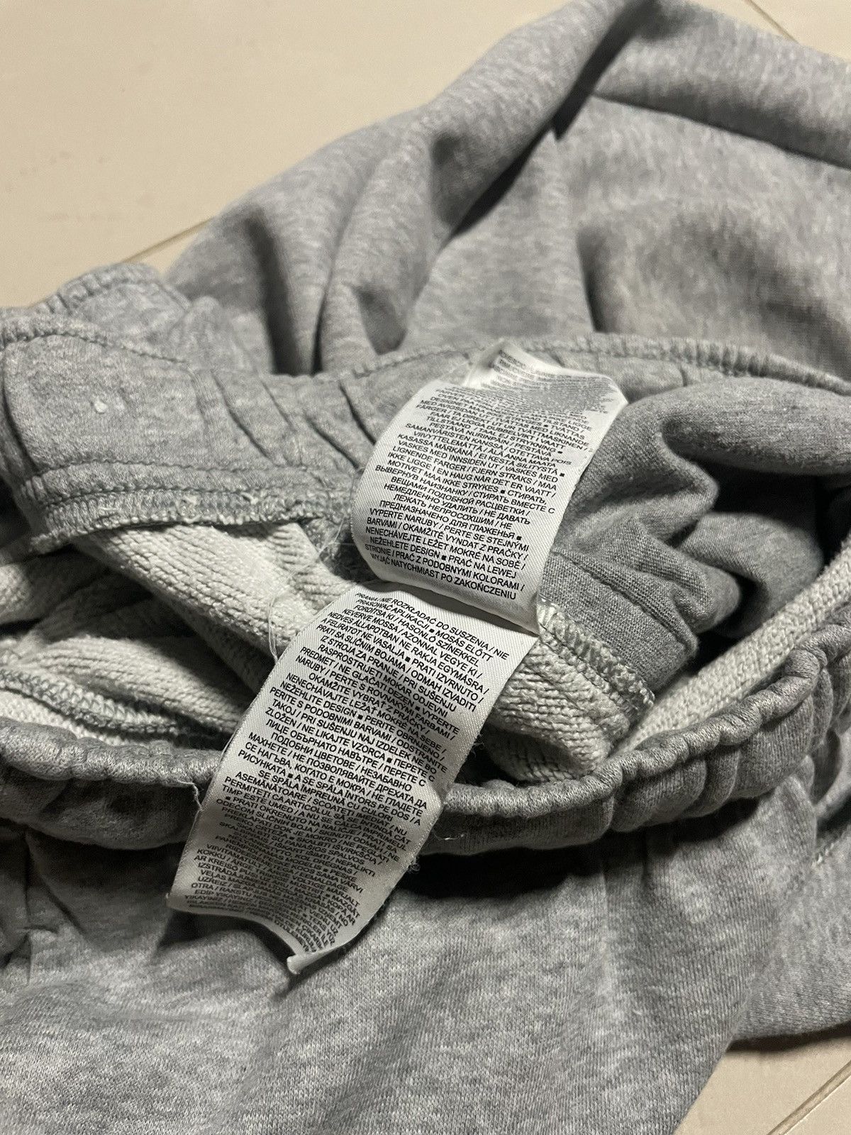 Nike Y2K baggy Nike sweatpants Size US 34 / EU 50 - 8 Thumbnail