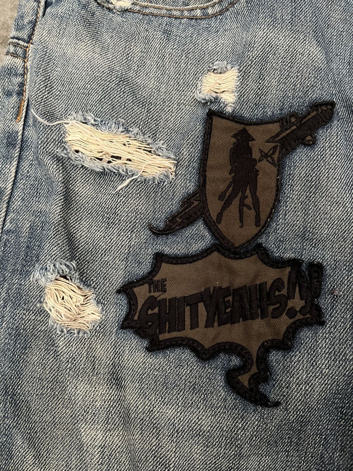 Japanese Brand Vintage Distressed Denim Jeans Sun Faded Destroyed Wash Size US 34 / EU 50 - 4 Thumbnail