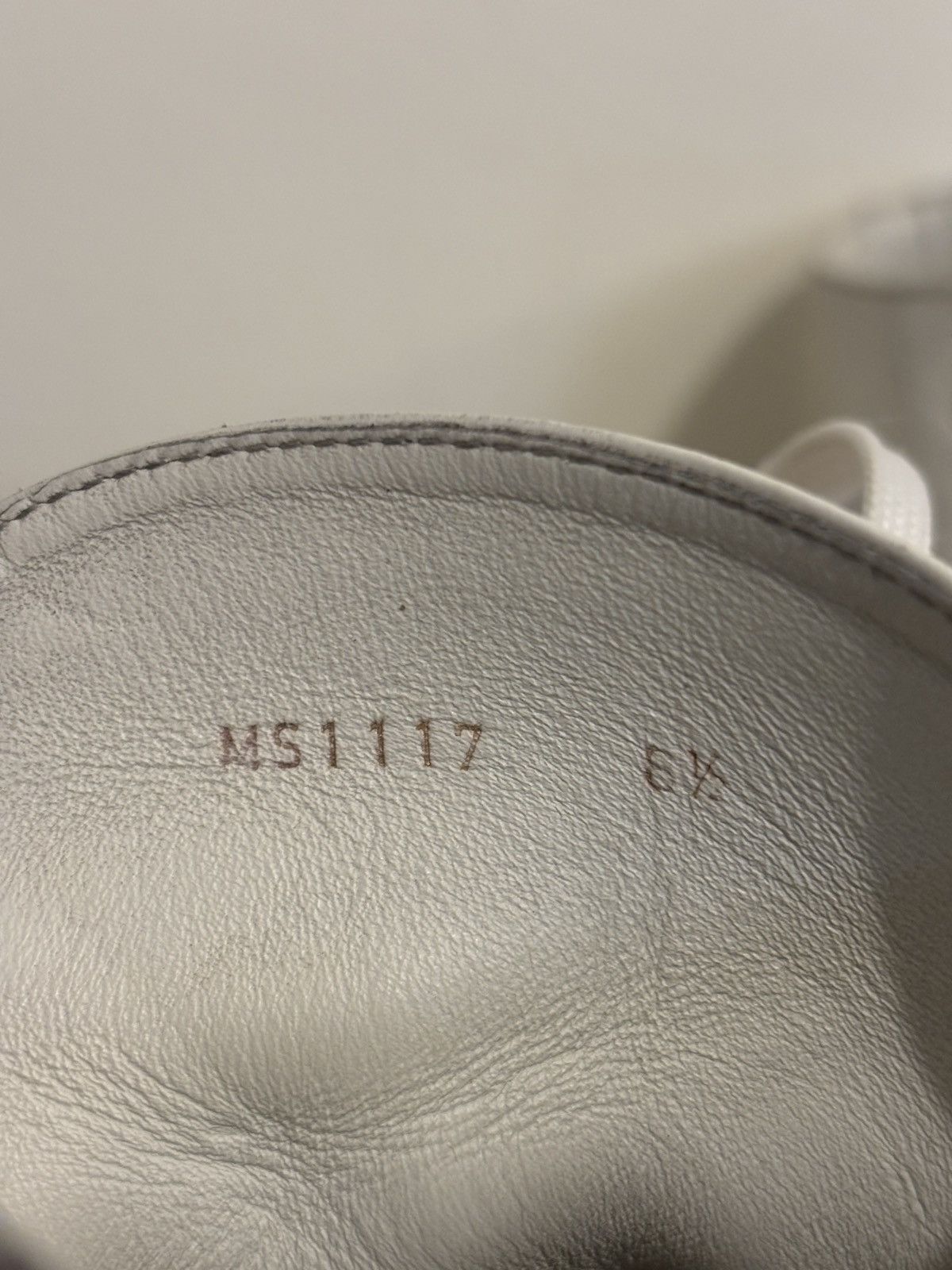 Louis Vuitton Louis Vuitton LV Tattoo White Rainbow Leather Sneaker Size US 9.5 / EU 42-43 - 16 Thumbnail