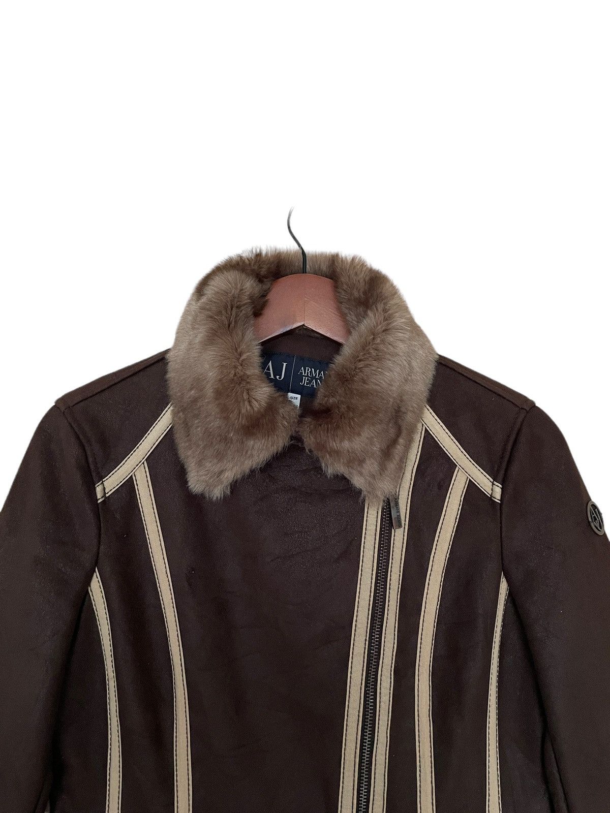 Armani Vintage Brand Armani Jeans Fur Leather Jacket 2000s Size US M / EU 48-50 / 2 - 4 Thumbnail